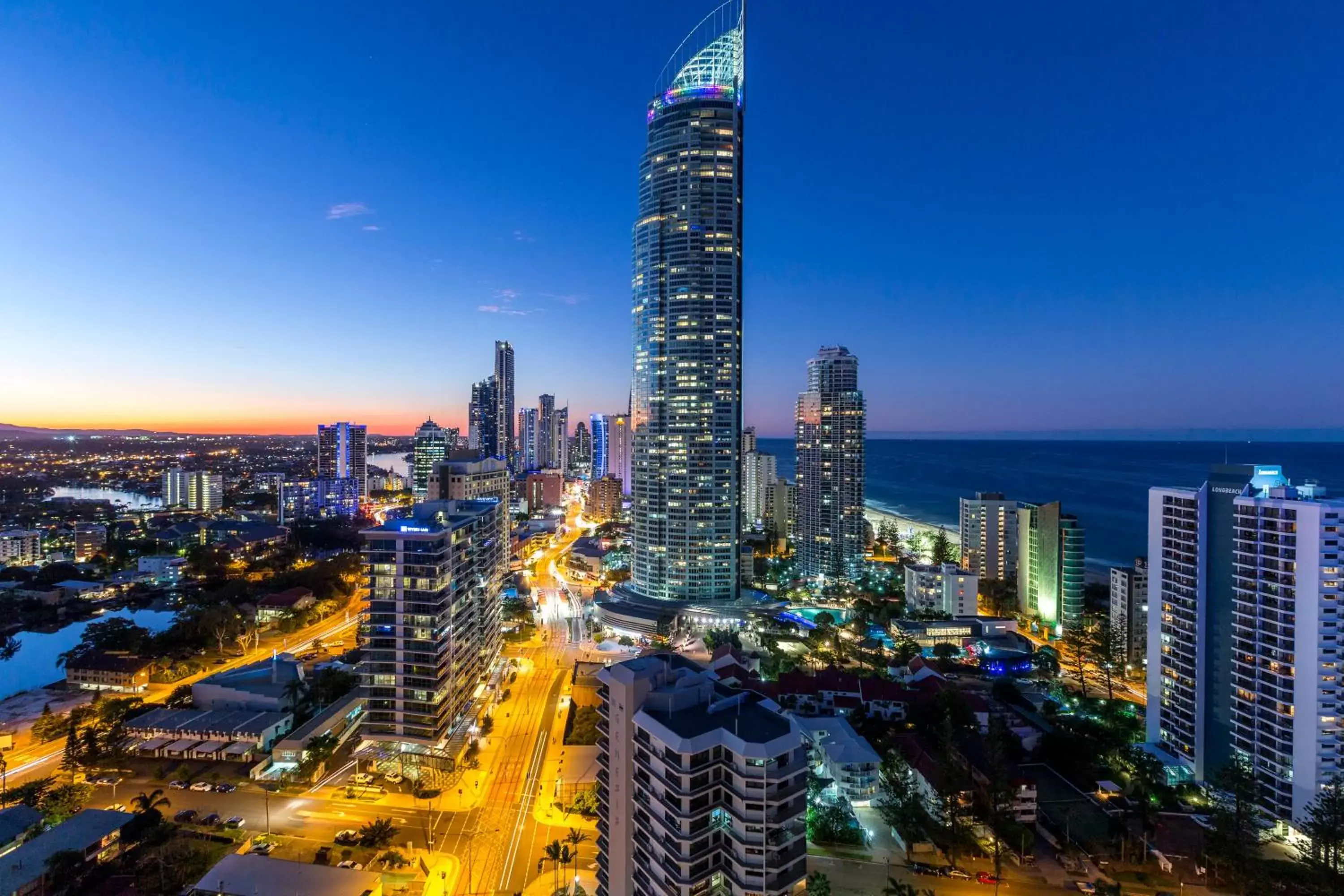 City view, Nearby Landmark in Artique Surfers Paradise - Official