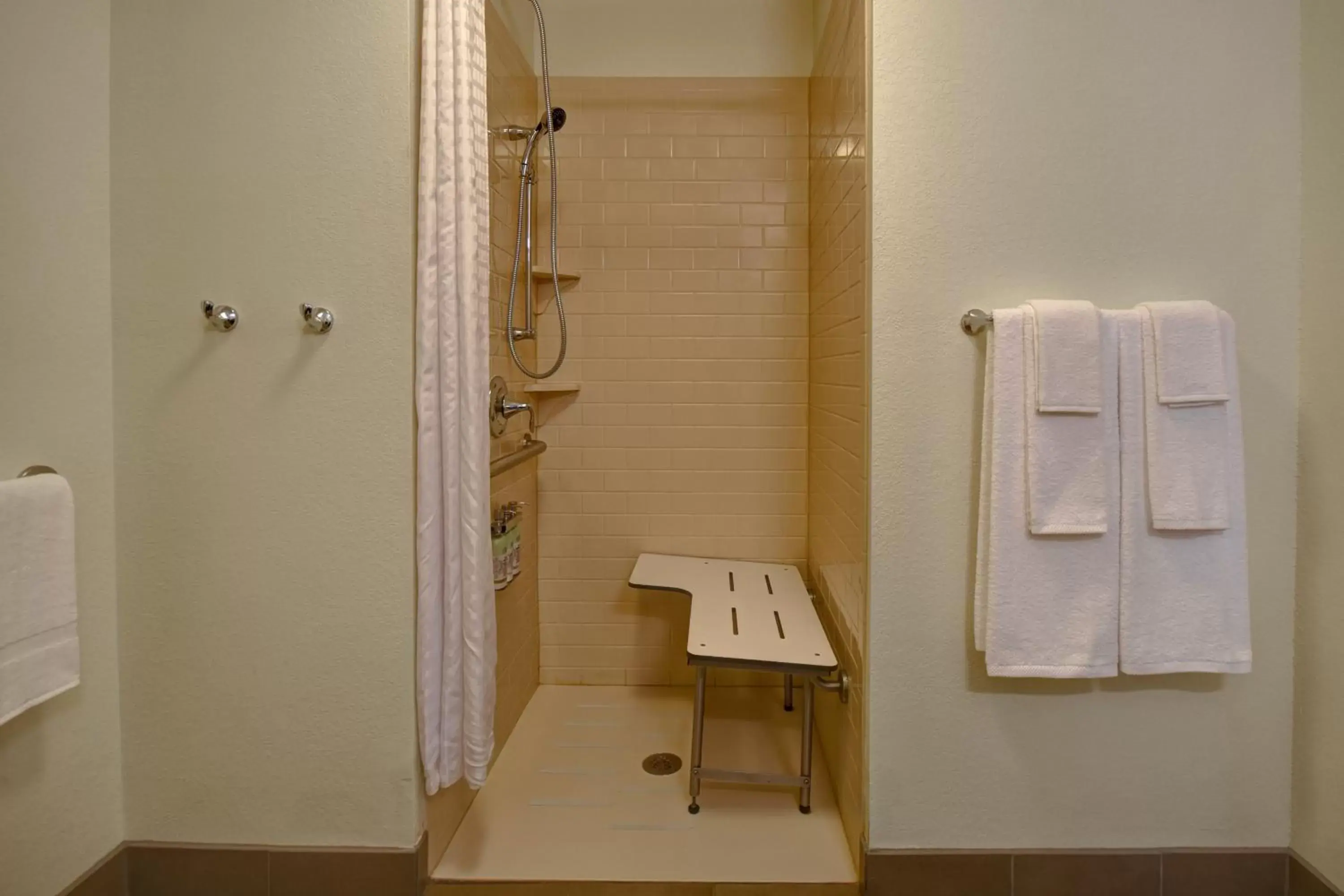 Shower, Bathroom in Candlewood Suites St Clairsville Wheeling Area, an IHG Hotel