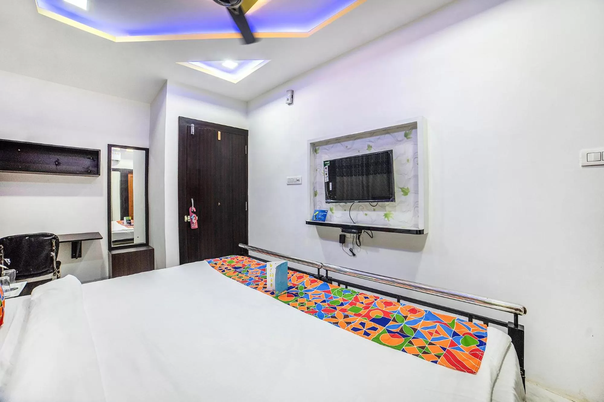 Bedroom, Bed in FabHotel ABC View