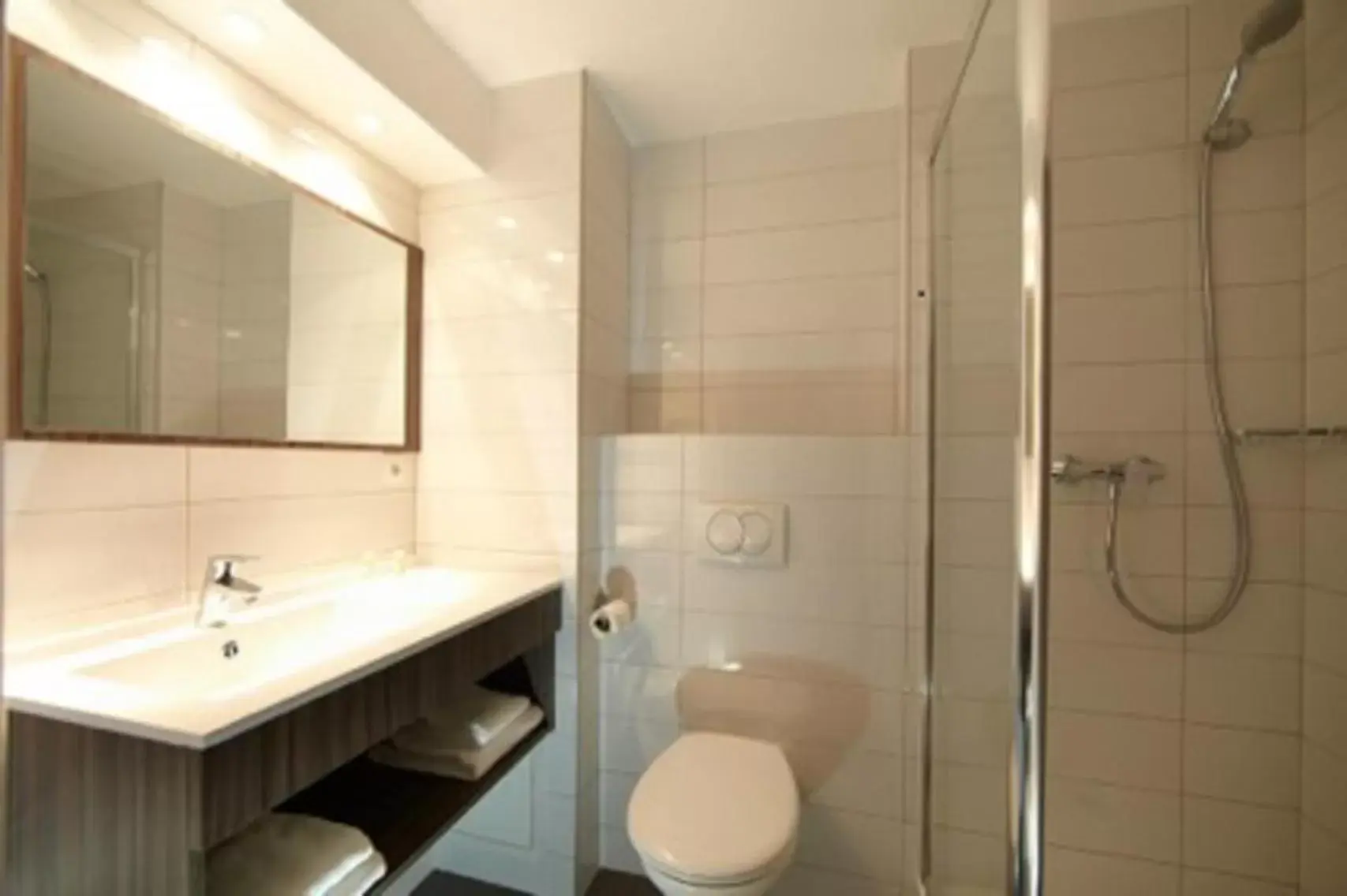 Bathroom in Appart’hôtel Hevea
