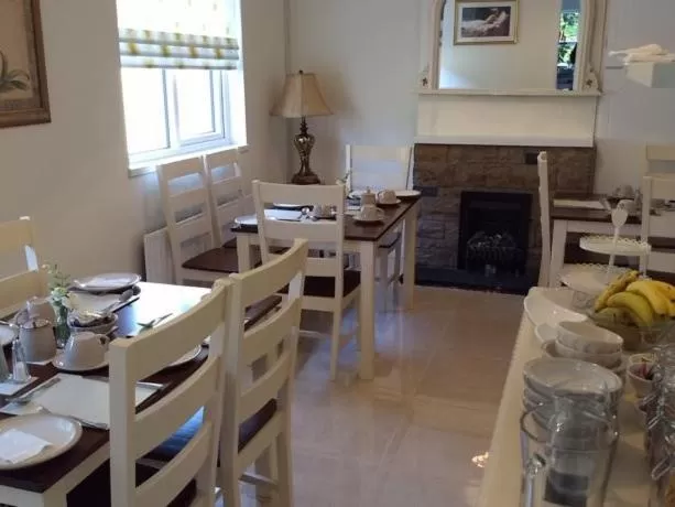 Dining area in The Vee Guest Accommodation