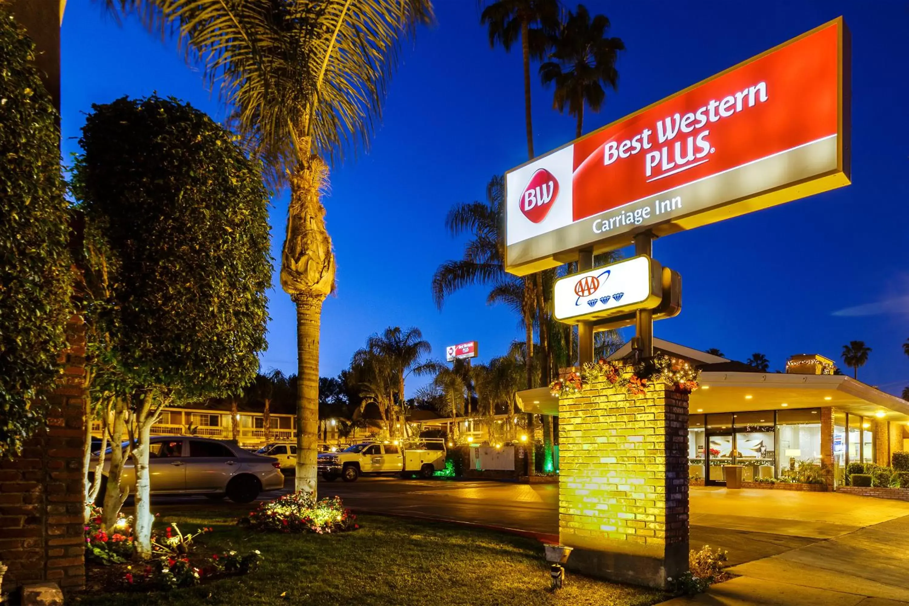 Logo/Certificate/Sign, Property Building in Best Western Plus Carriage Inn