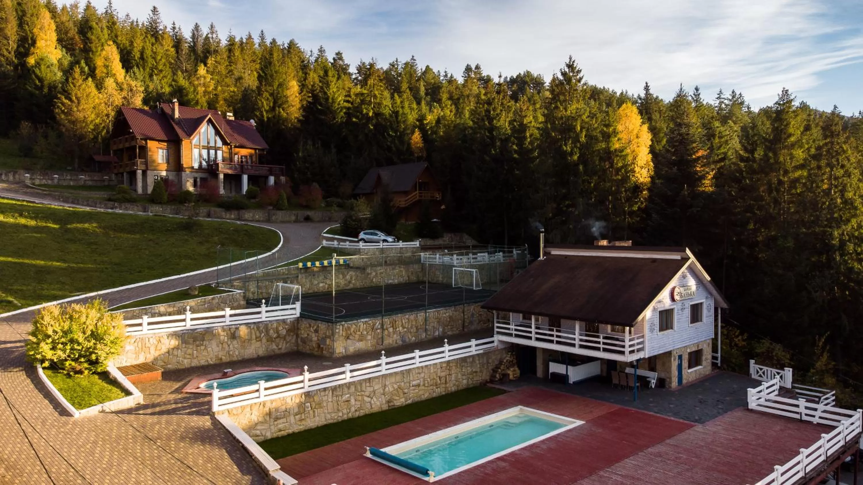 Property building, Pool View in Wellland Hotel