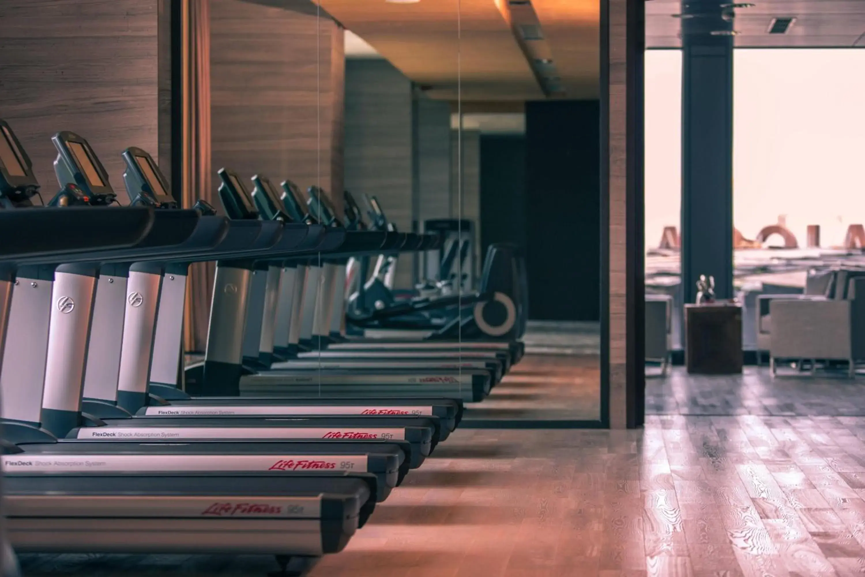 Fitness centre/facilities in Renaissance Guiyang Hotel