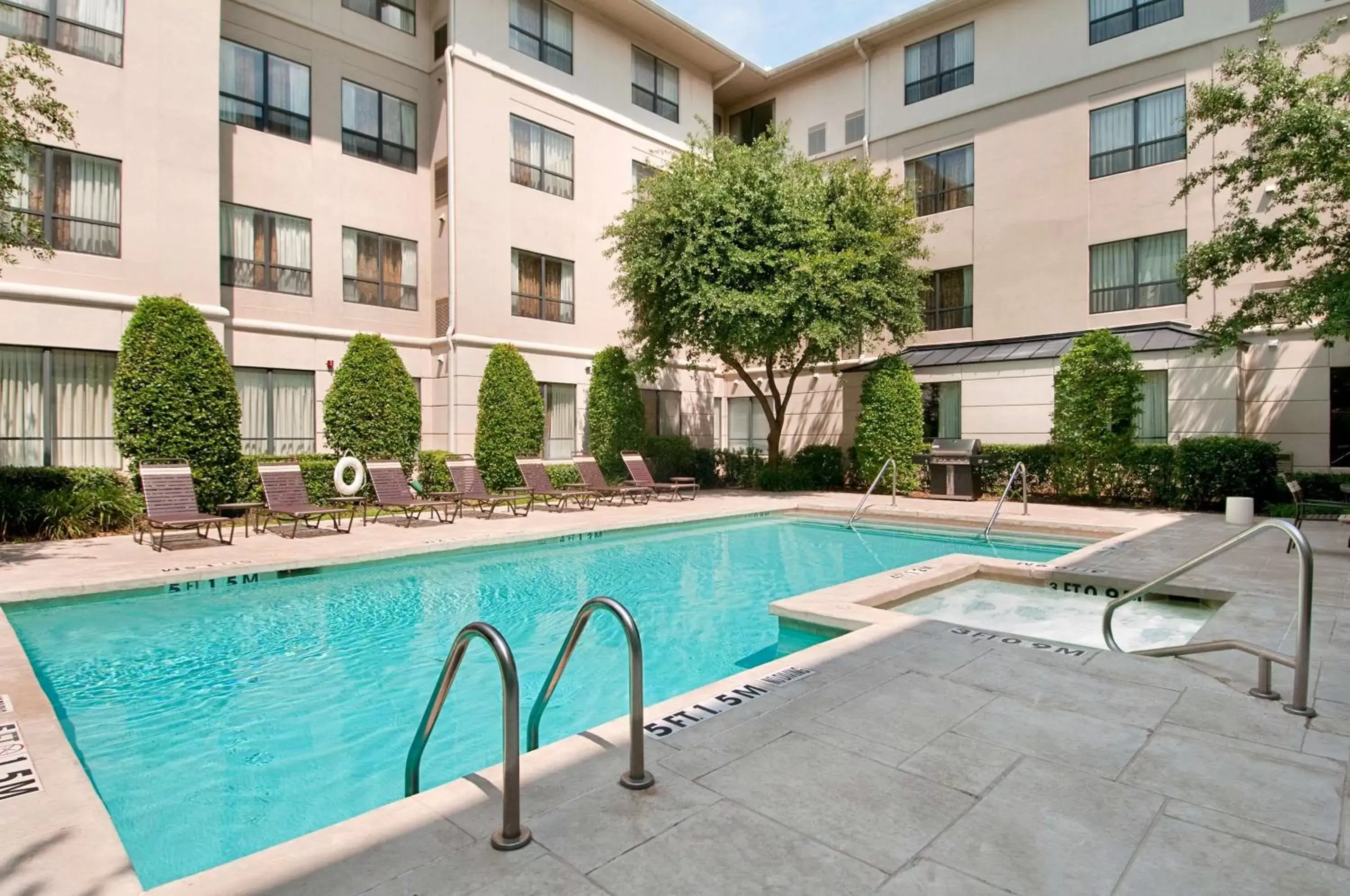 Property building, Swimming Pool in Hyatt House Dallas Uptown