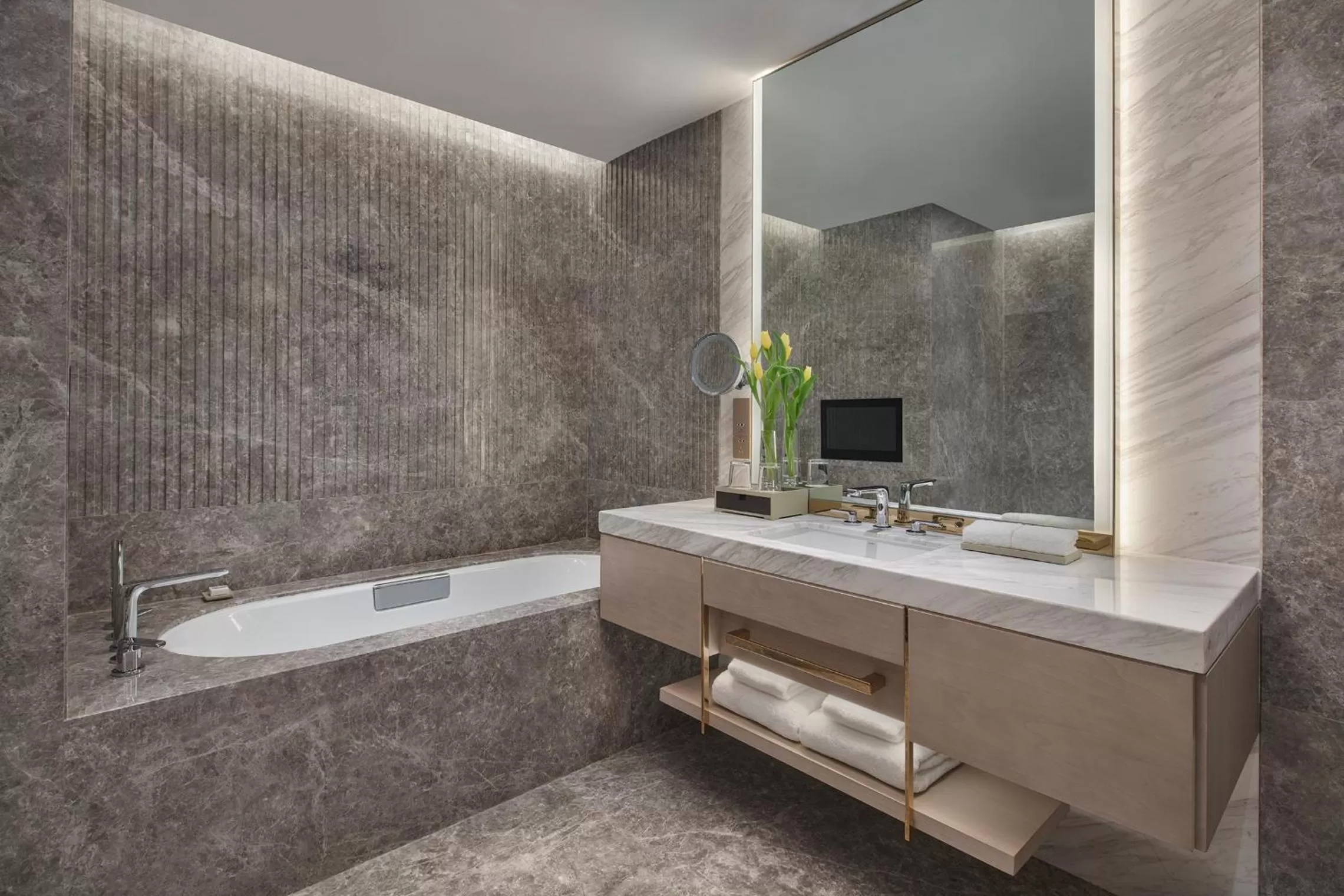 Toilet in Hyatt Regency Metropolitan Chongqing