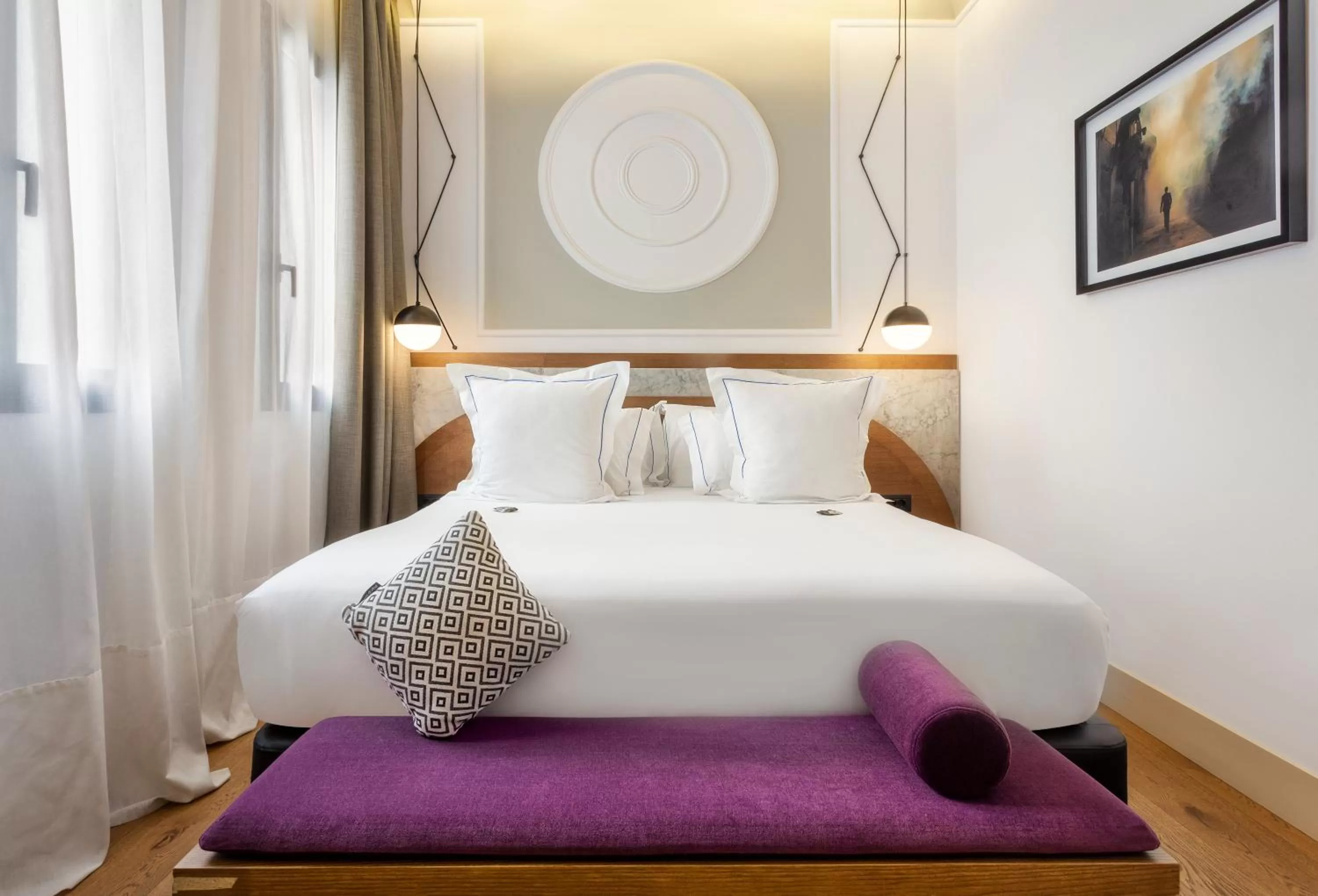 Bed in One Shot Fortuny