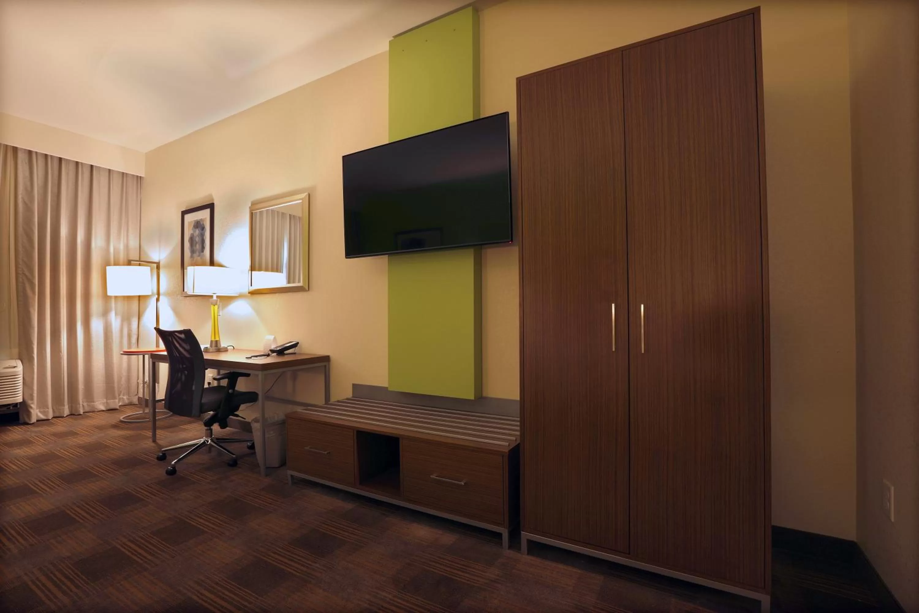 Photo of the whole room in Holiday Inn Express & Suites - Dripping Springs - Austin Area by IHG