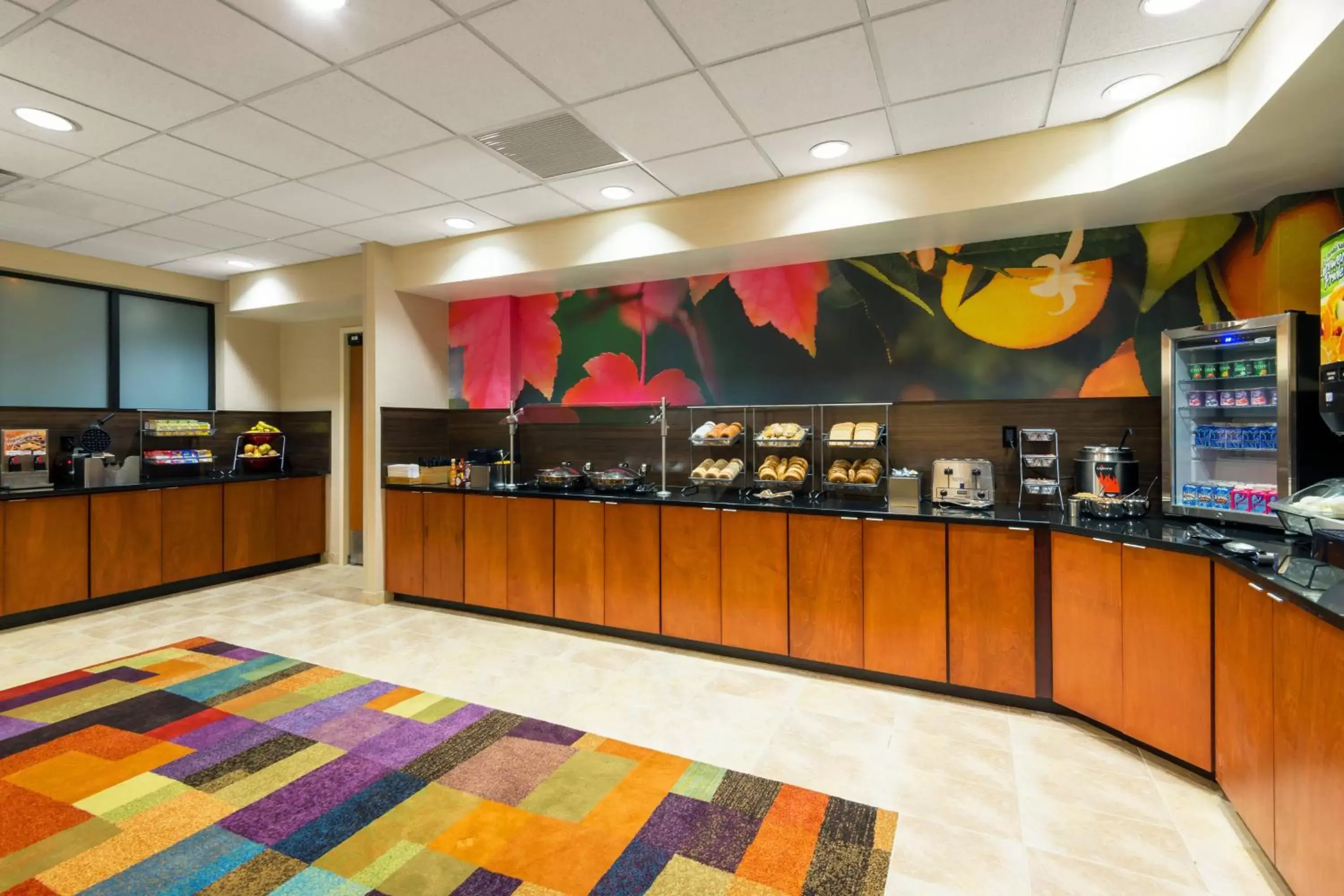 Breakfast, Restaurant/Places to Eat in Fairfield Inn & Suites Louisville Downtown