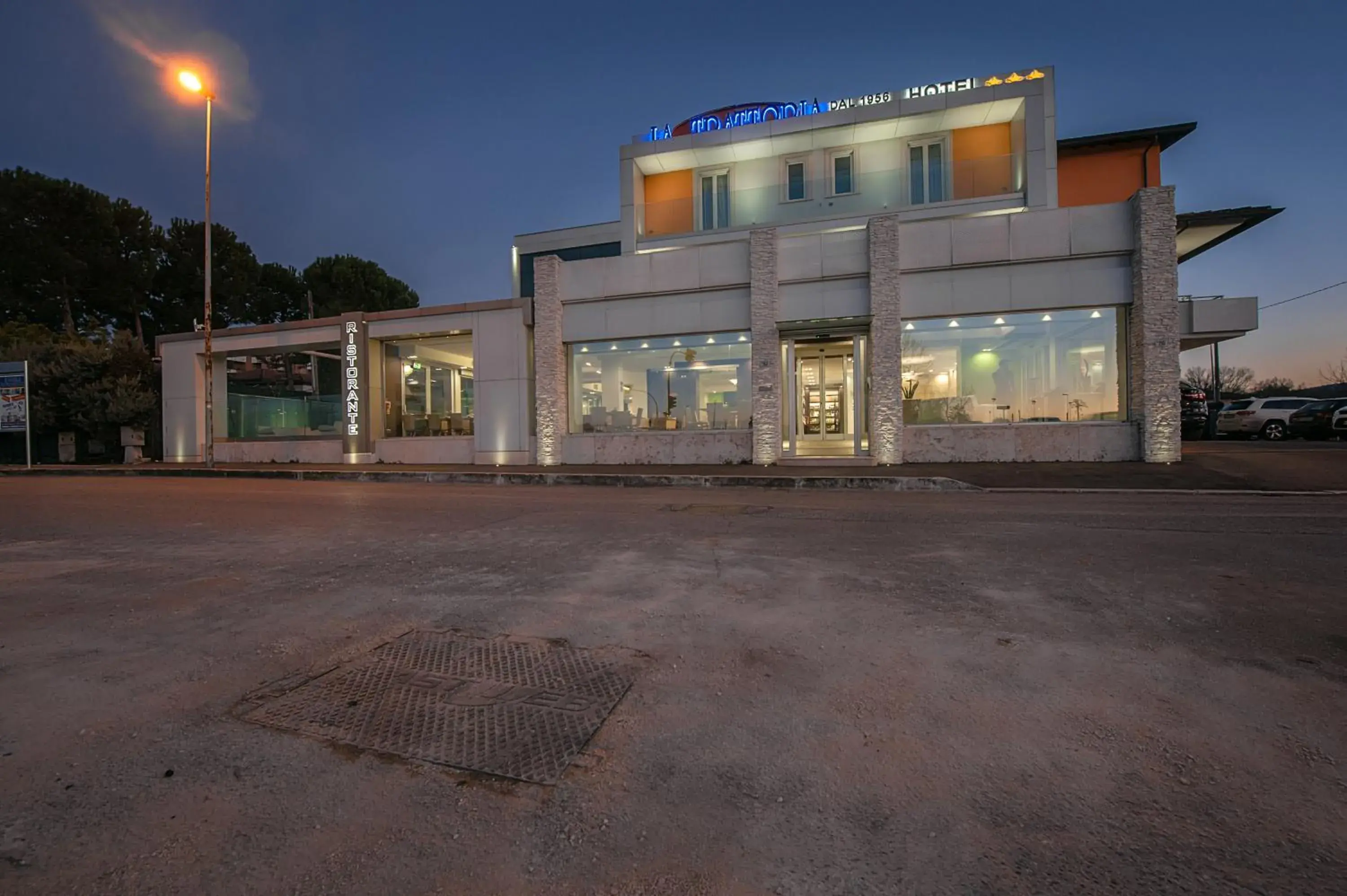 Night, Property Building in Hotel Testani Frosinone