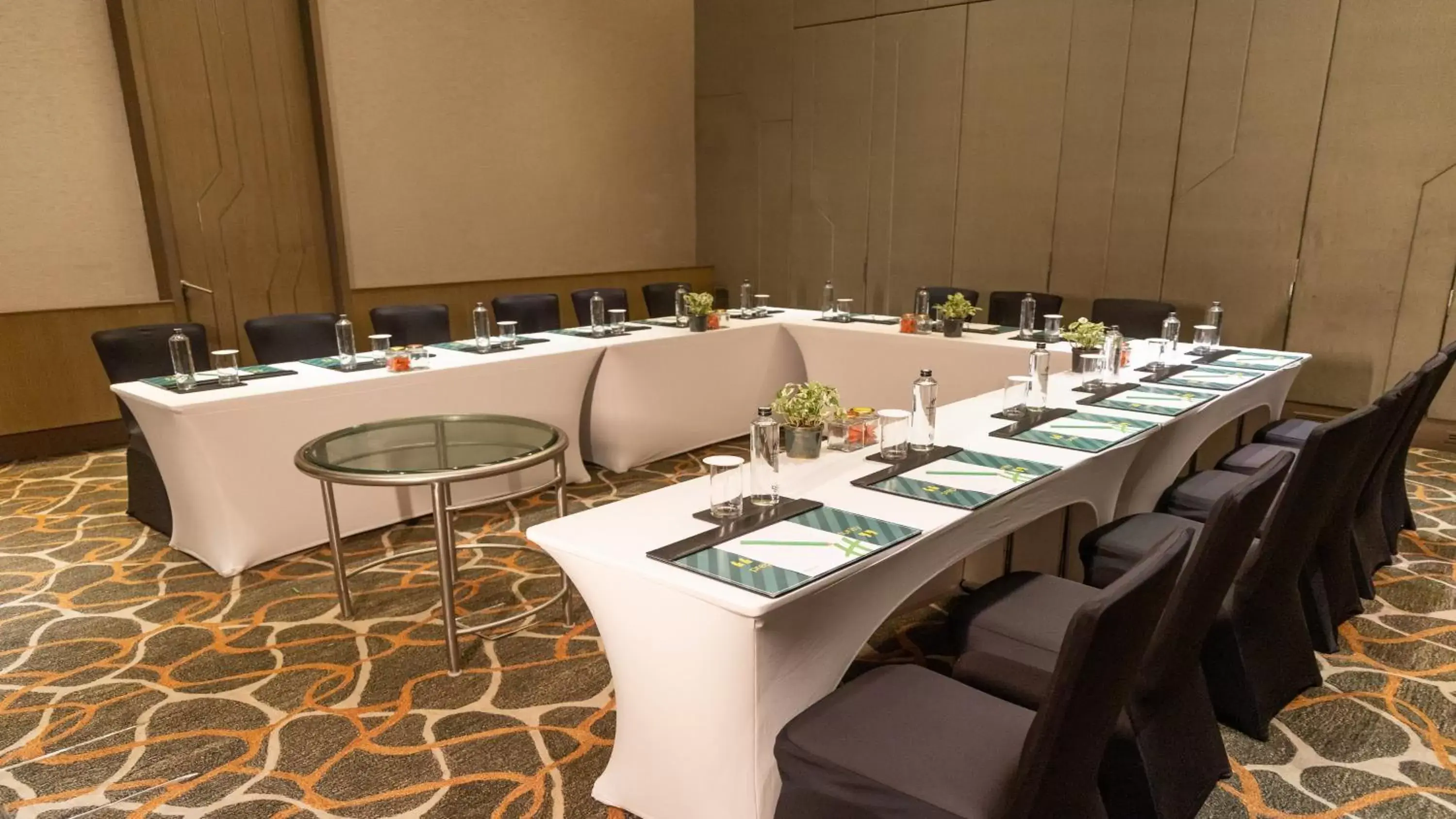 Meeting/conference room in Holiday Inn New Delhi International Airport, an IHG Hotel