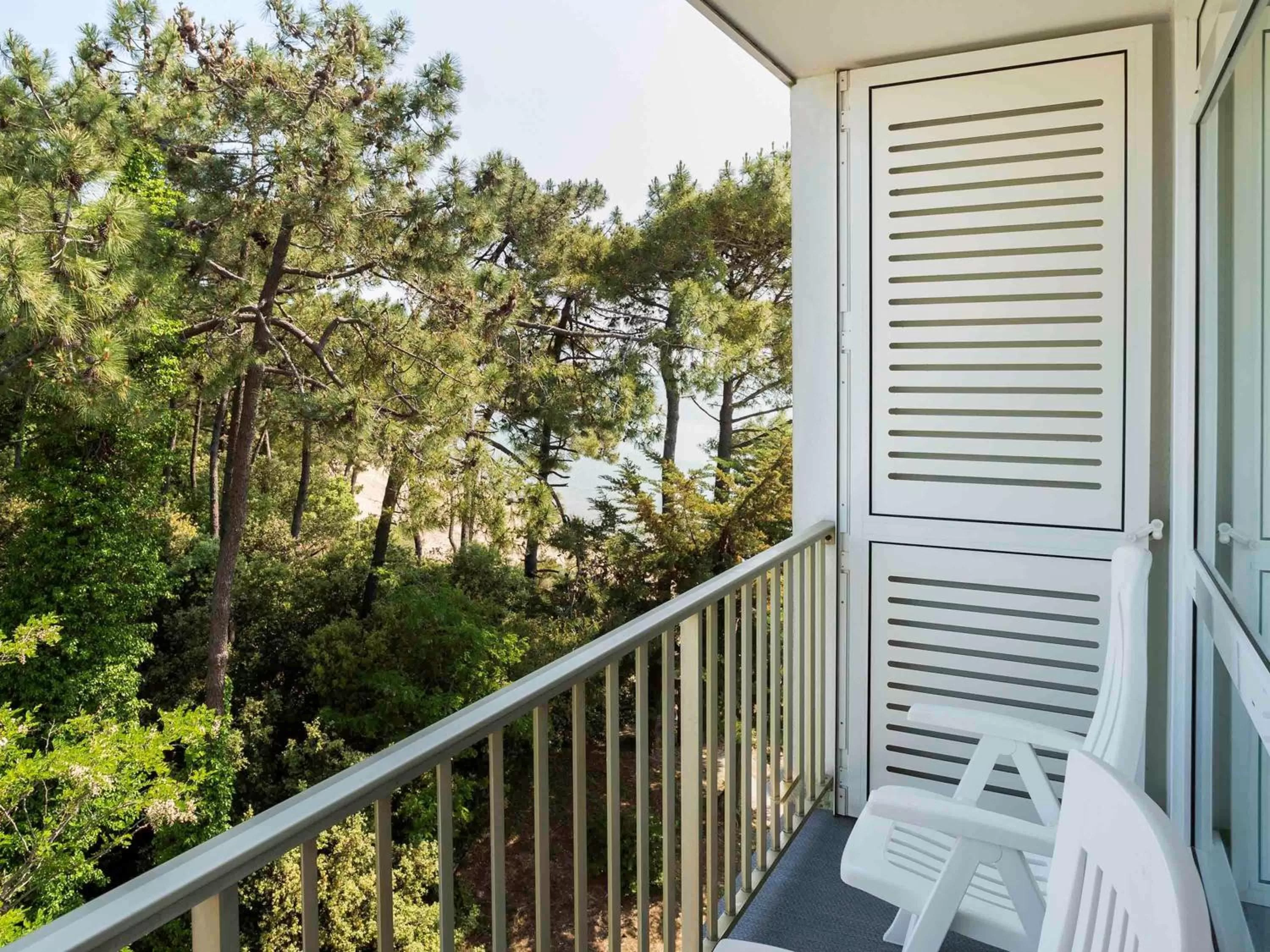 Photo of the whole room, Balcony/Terrace in Novotel Thalassa Ile d'Oléron