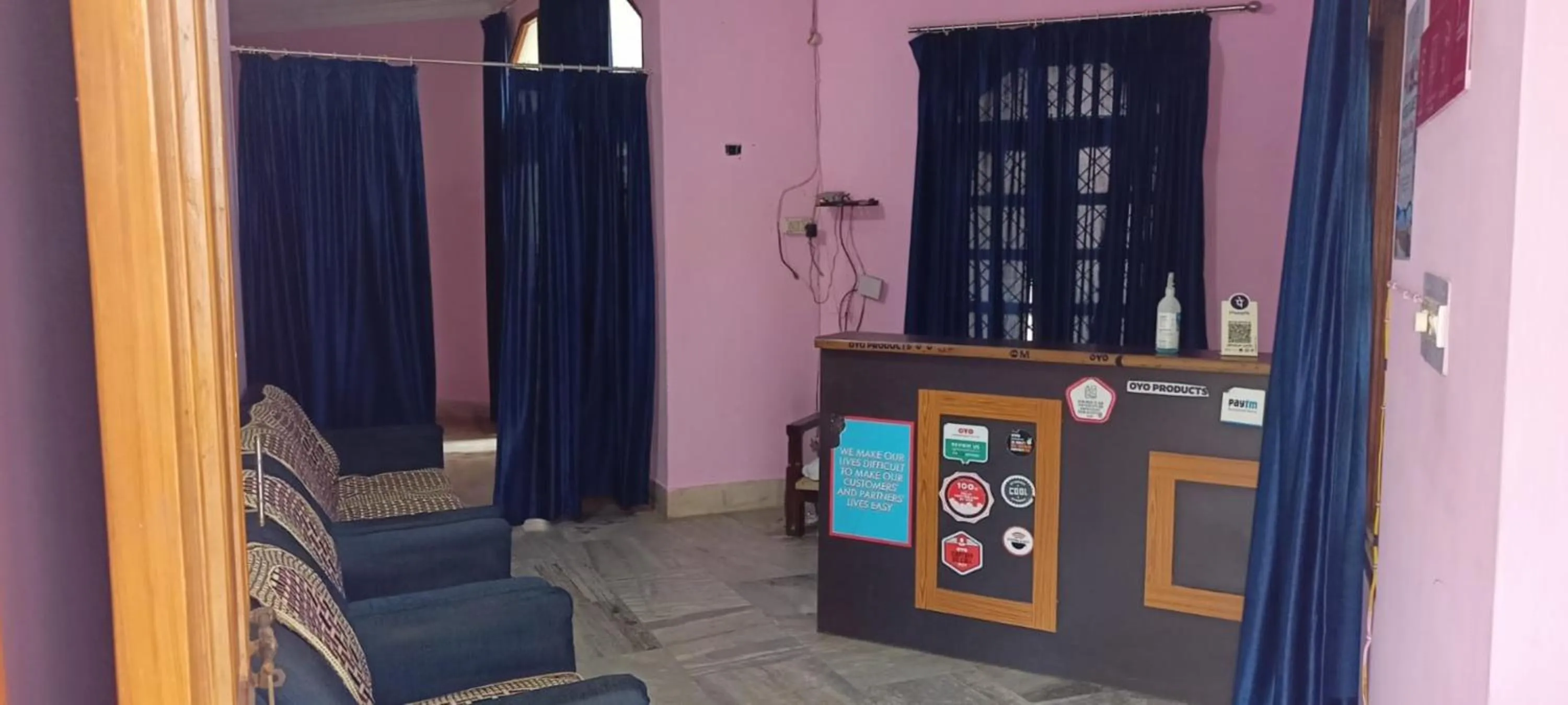 Seating area in Goroomgo Pink Villa Guest House Bhubaneswar