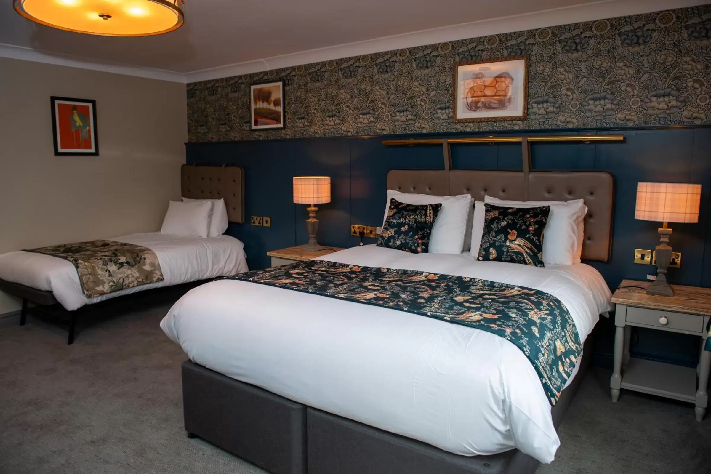 Bed in The Red Lion Inn by Chef & Brewer Collection