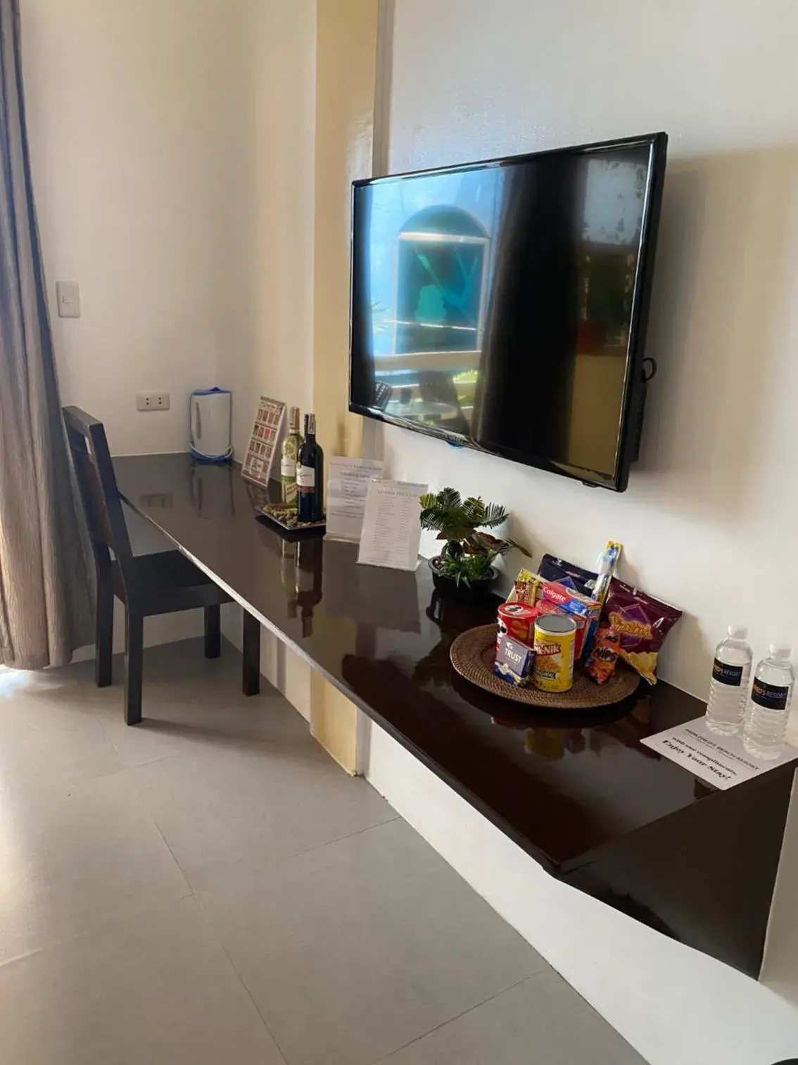 Food and drinks in Papa Freds Beach Resort Food and drinks in Papa Freds Beach Resort