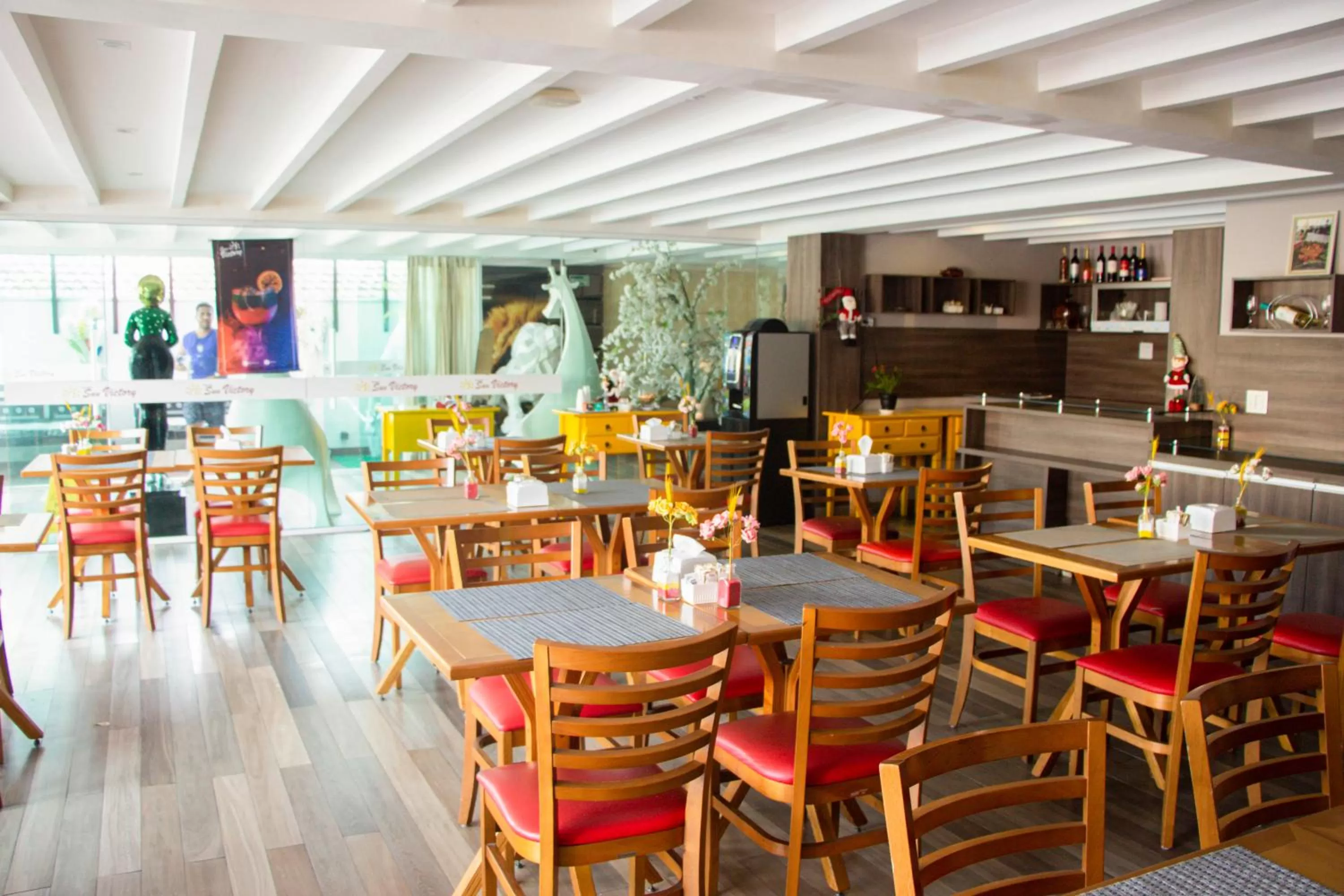 Restaurant/places to eat in Pousada SUN Victory