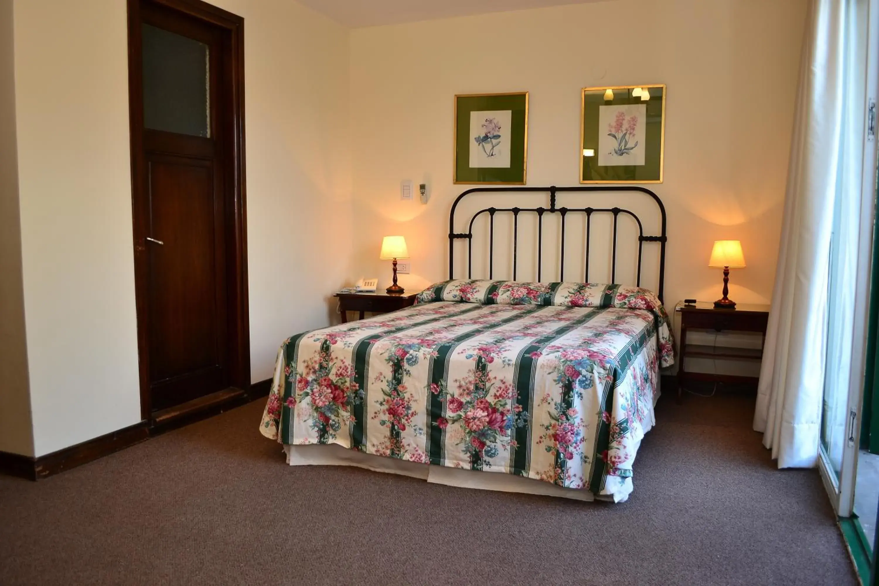 Bedroom, Bed in Hotel Salta