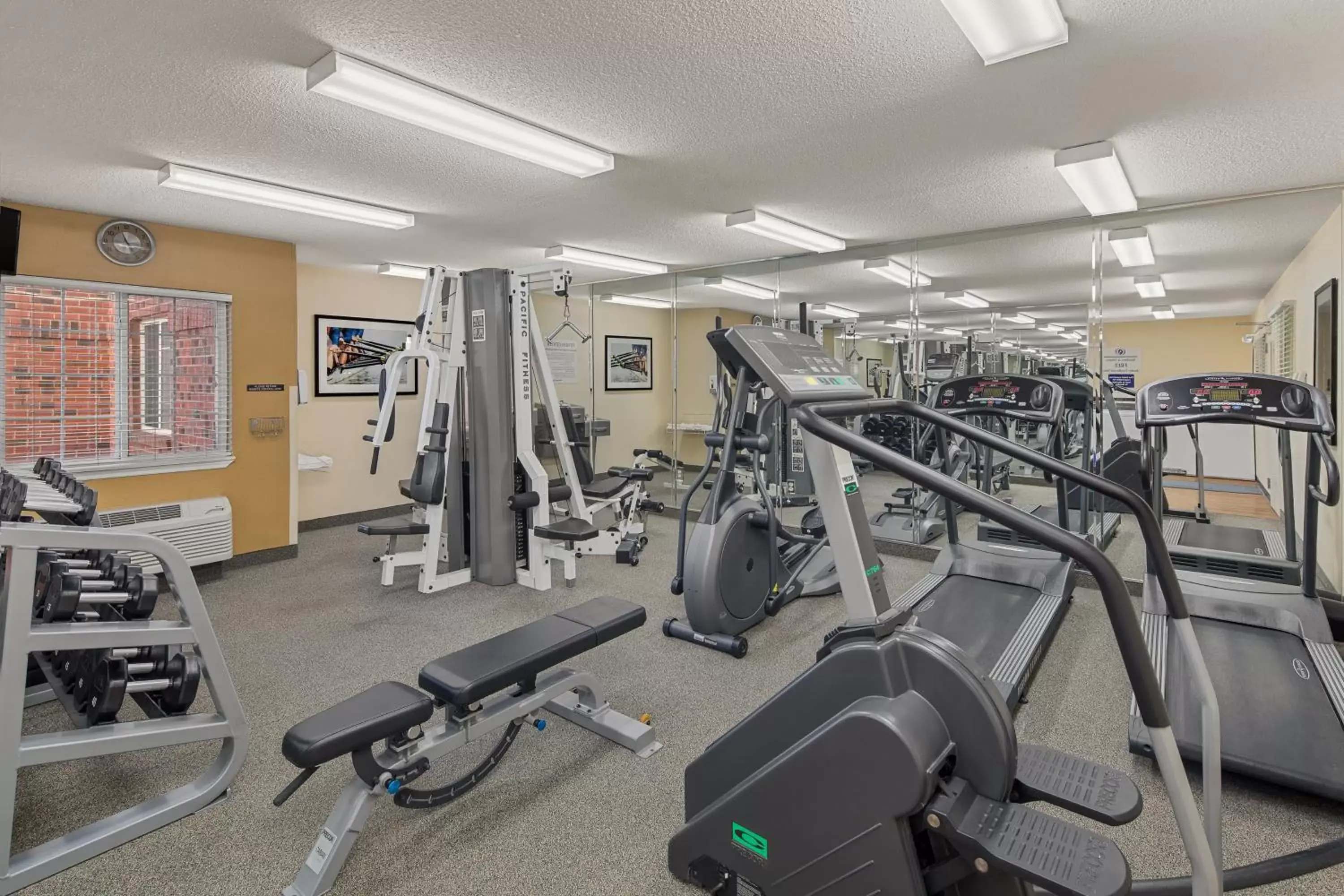 Fitness centre/facilities, Fitness Center/Facilities in Candlewood Suites Raleigh Crabtree, an IHG Hotel