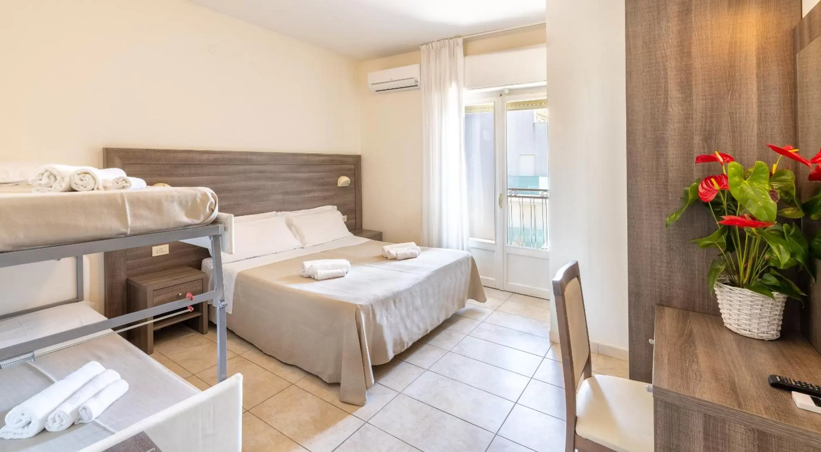 Bedroom in Hotel Edelweiss Riccione