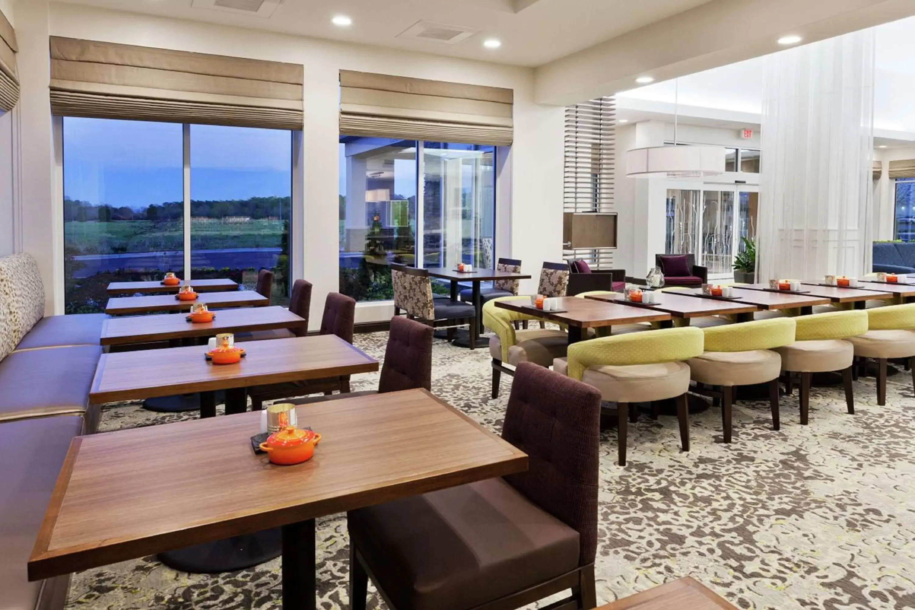 Restaurant/places to eat in Hilton Garden Inn Montgomery - EastChase