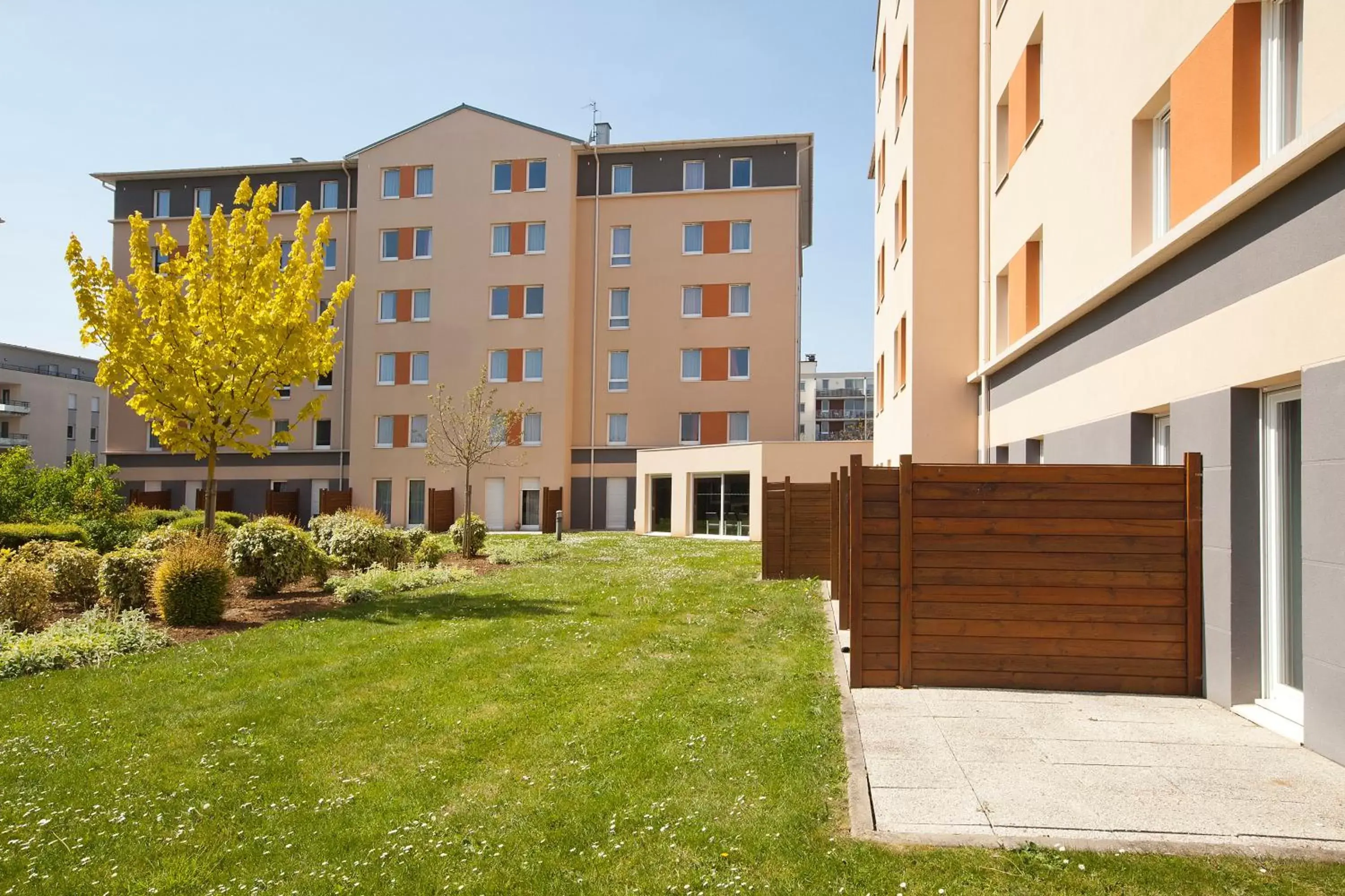 Facade/entrance, Property Building in Séjours & Affaires Caen Le Clos Beaumois