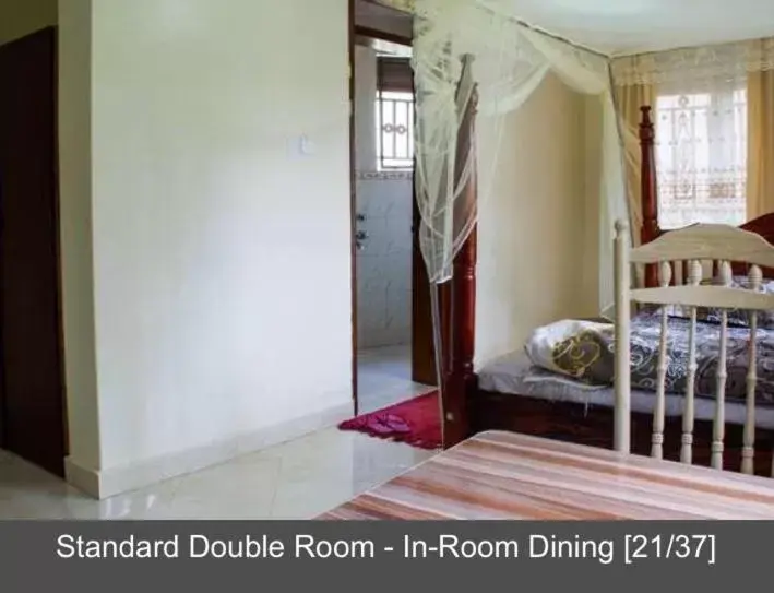 Bedroom, Bed in Palace Hotel Bedroom, Bed in Palace Hotel