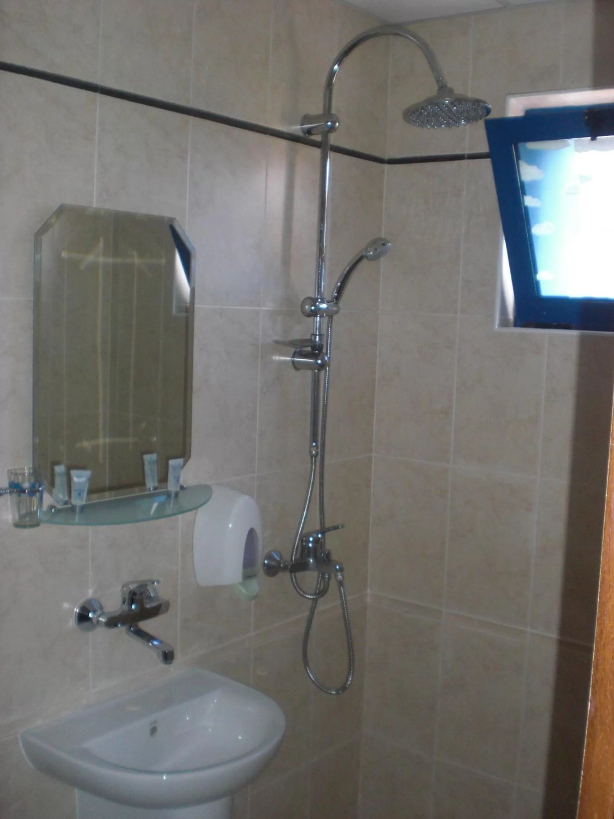 Bathroom in Fenix Family Hotel