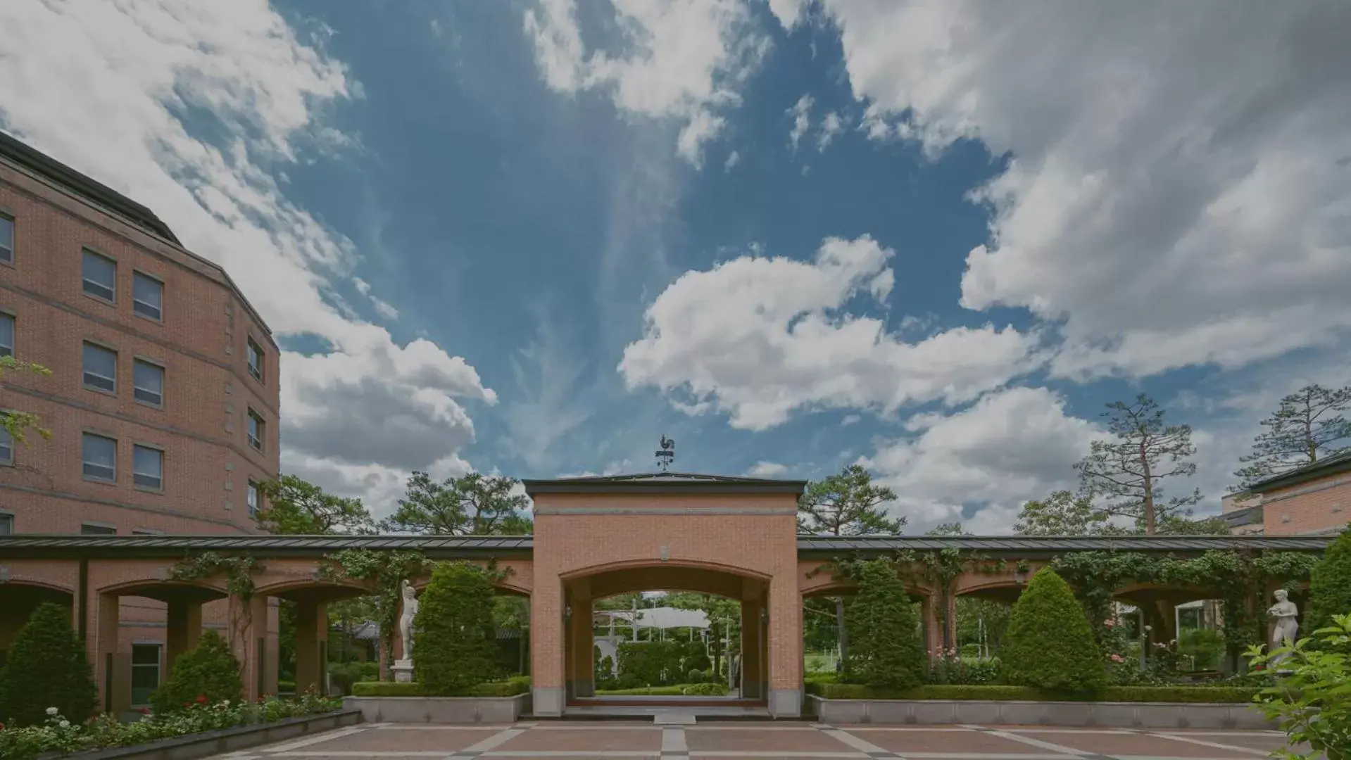 Property building in Mayfield Hotel Seoul Property building in Mayfield Hotel Seoul