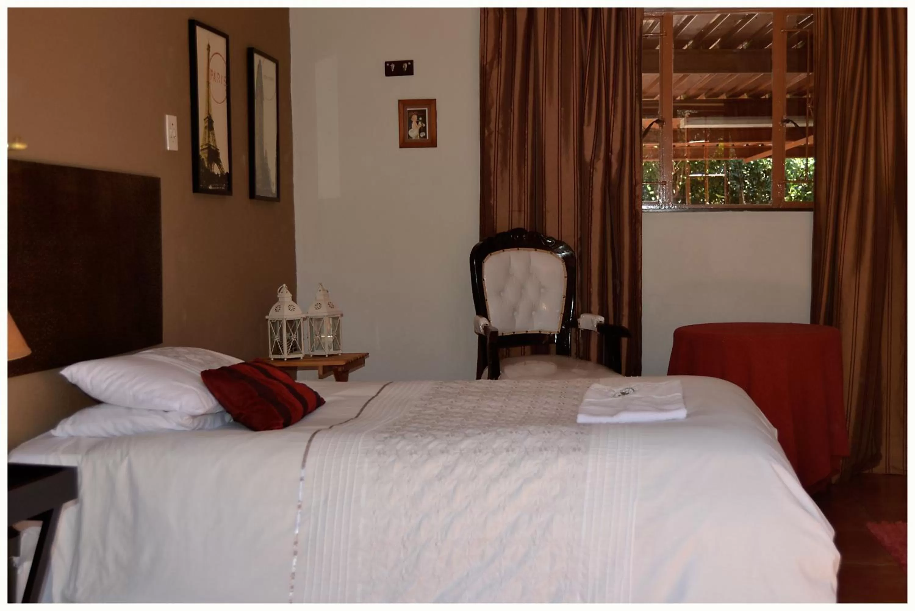 Bedroom, Bed in 3 Brothers B&B