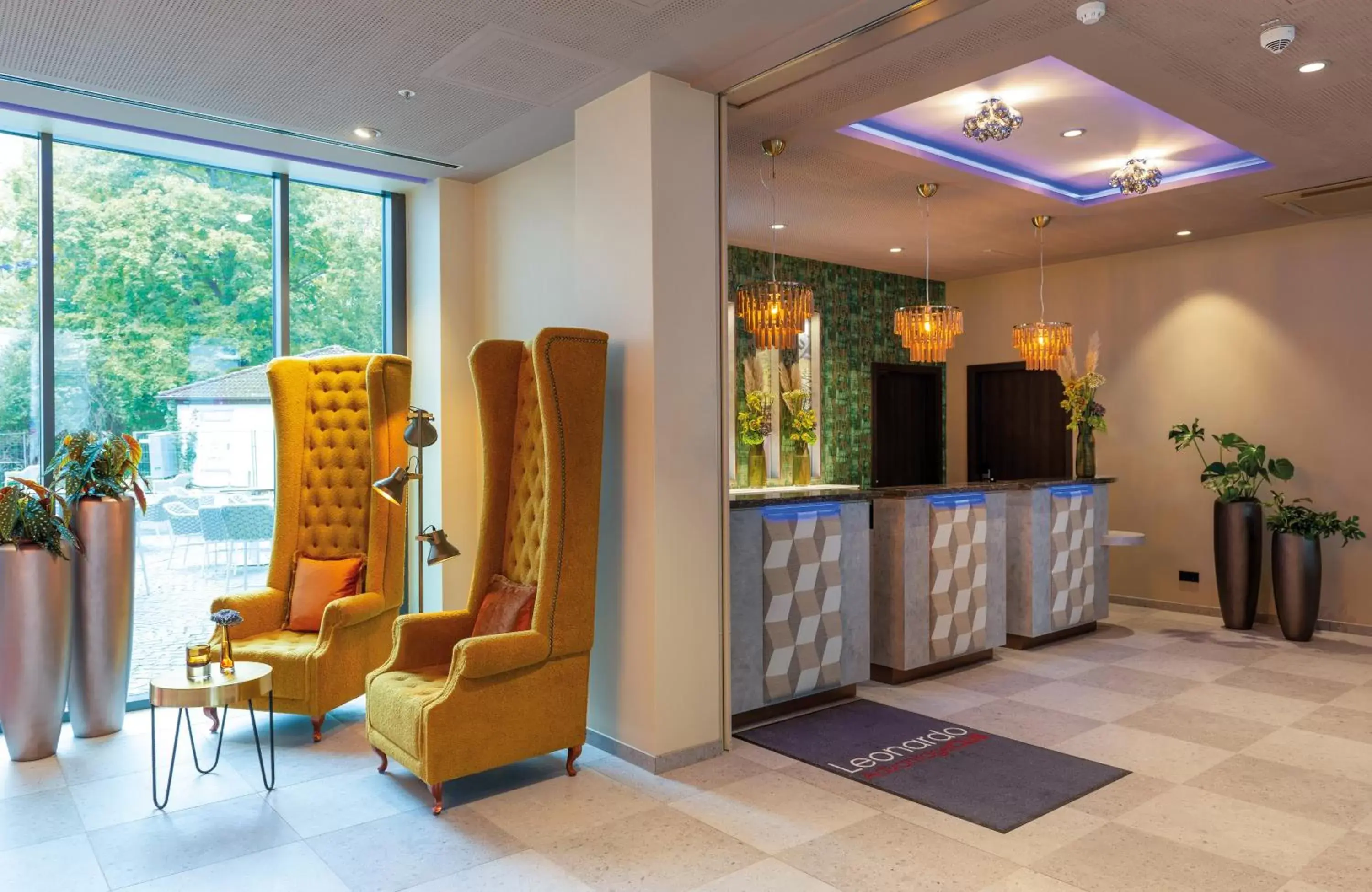 Lobby or reception in Leonardo Hotel Augsburg Lobby or reception in Leonardo Hotel Augsburg