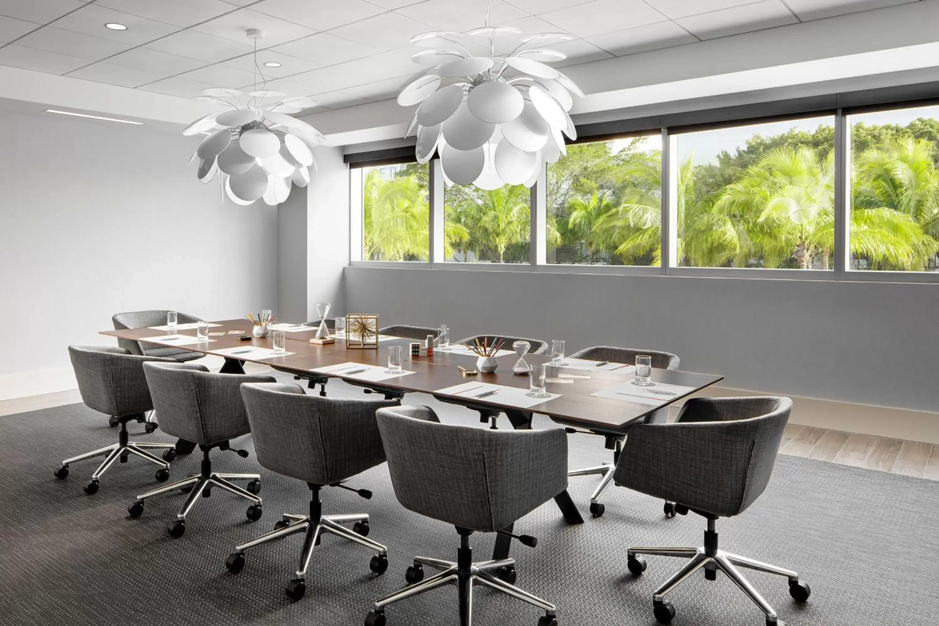 Meeting/conference room, Restaurant/Places to Eat in Le Méridien Dania Beach at Fort Lauderdale Airport