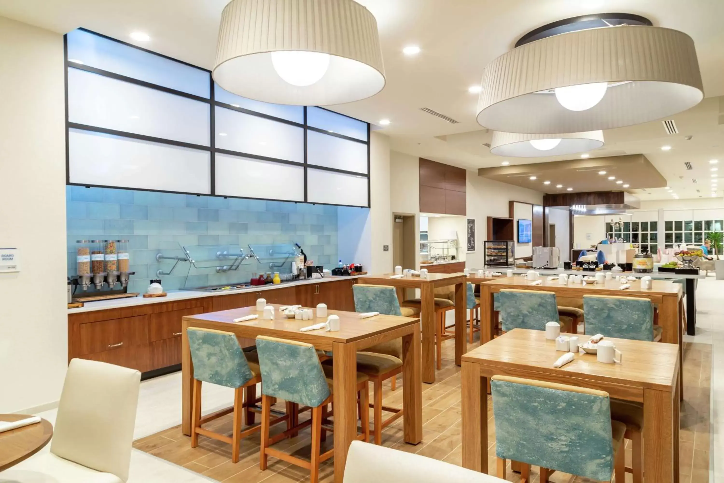 Dining area, Restaurant/Places to Eat in Hilton Garden Inn Tampa - Wesley Chapel