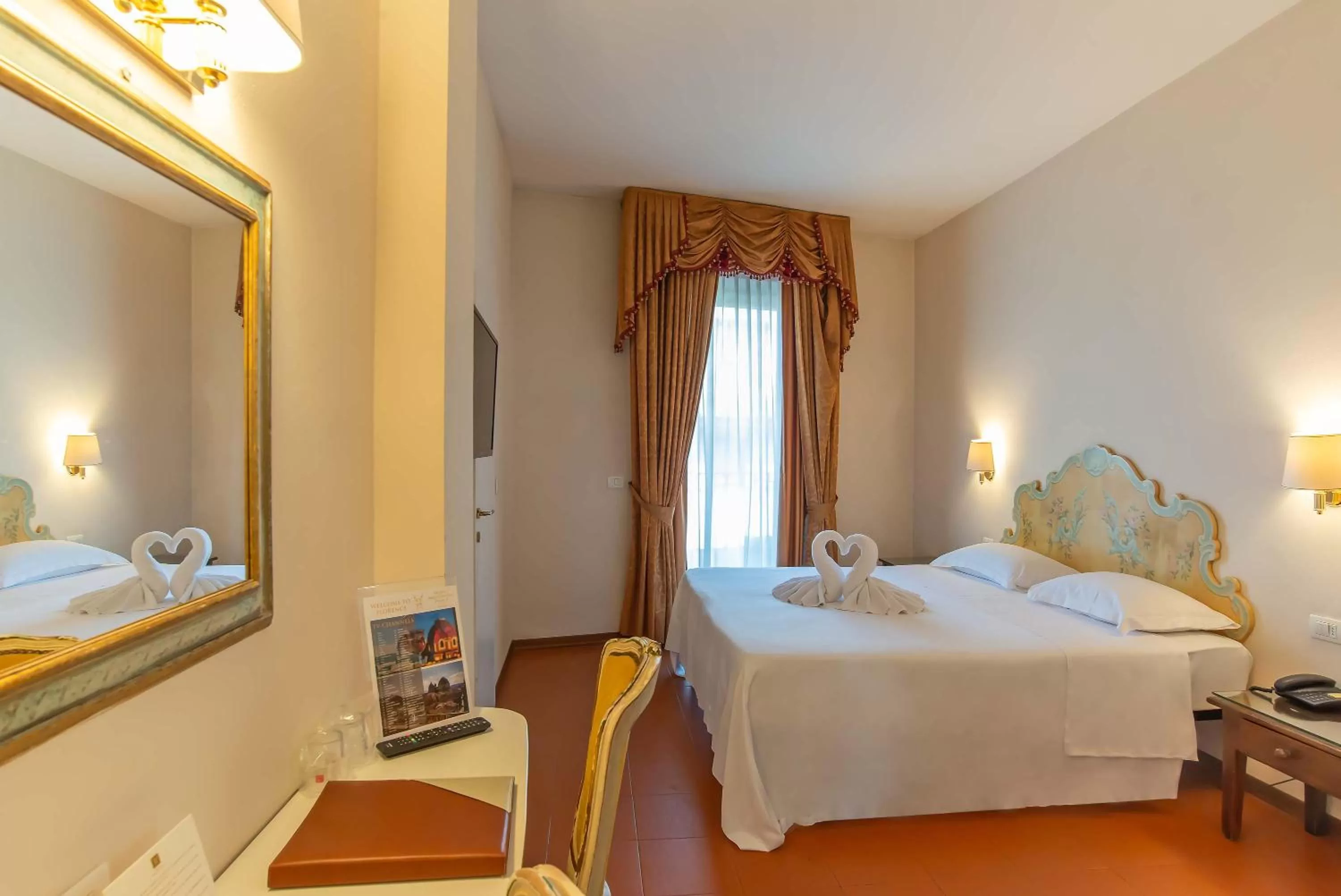 Bed in Hotel Machiavelli Palace