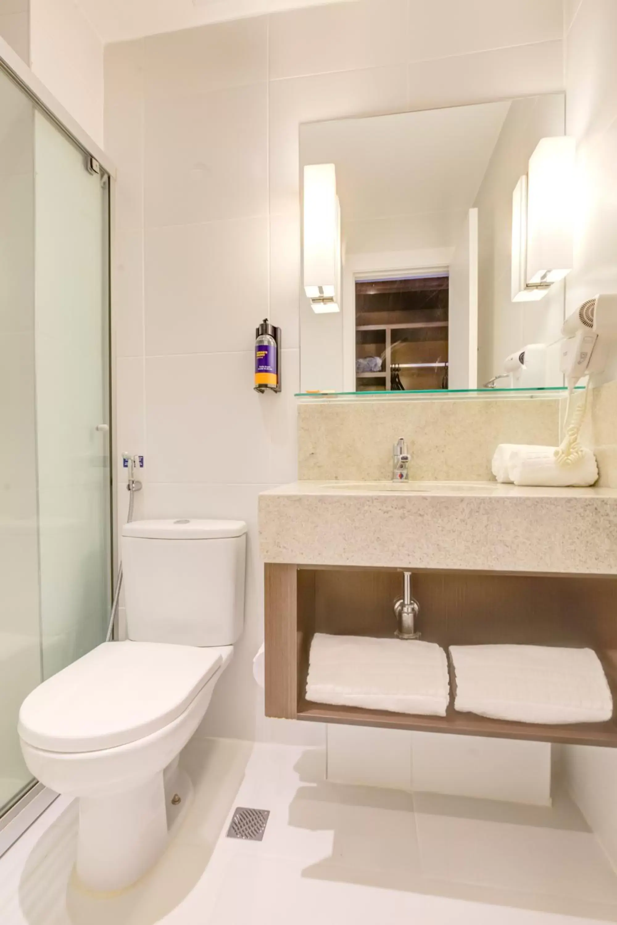 Twin Room - single occupancy in Comfort Hotel São Caetano Twin Room - single occupancy in Comfort Hotel São Caetano