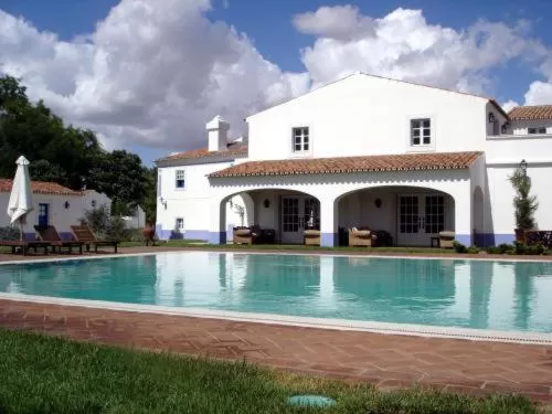 Swimming pool in Hotel Rural Monte Da Rosada
