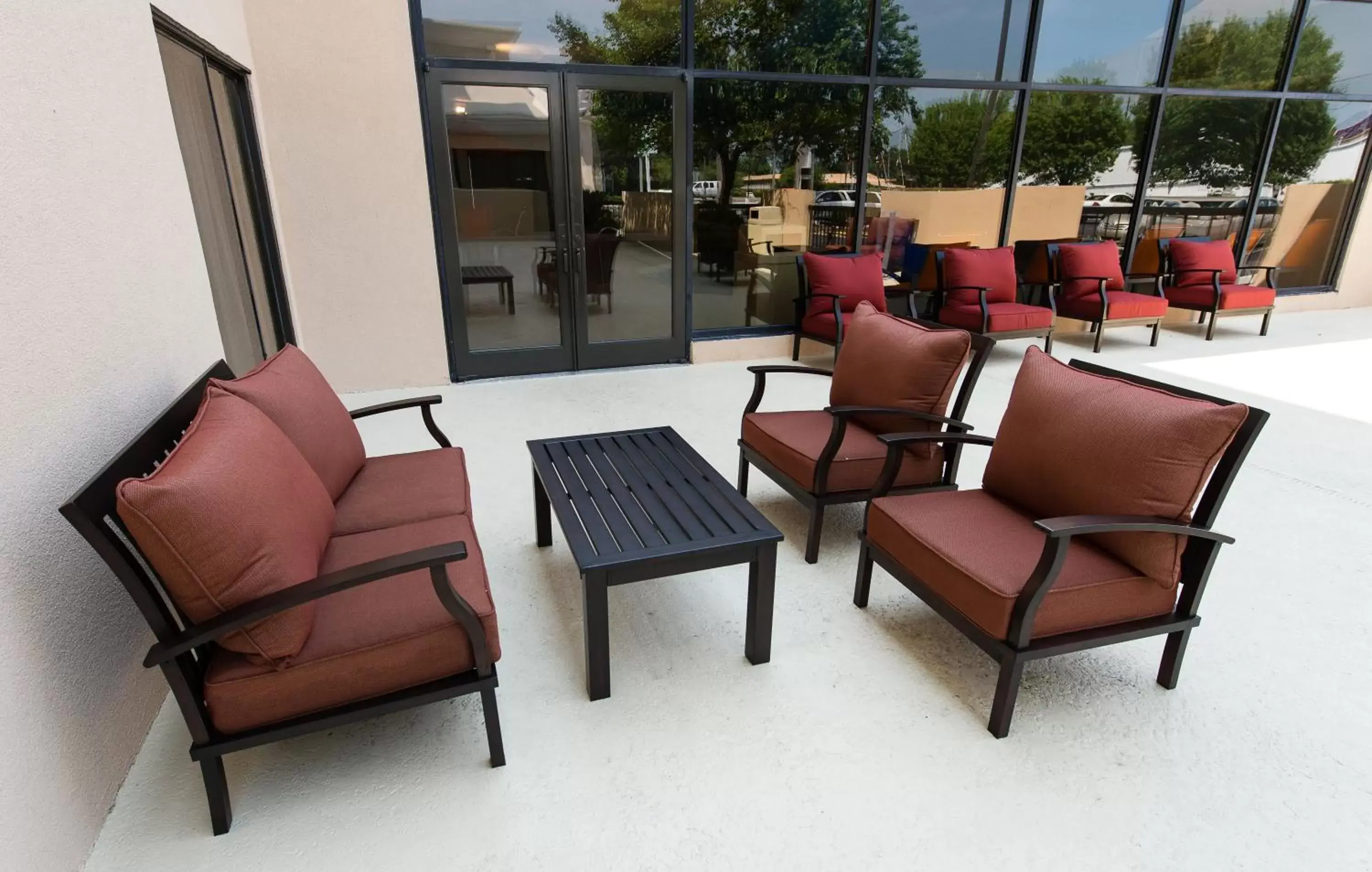 Other, Seating Area in Holiday Inn Wilmington-Market Street, an IHG Hotel