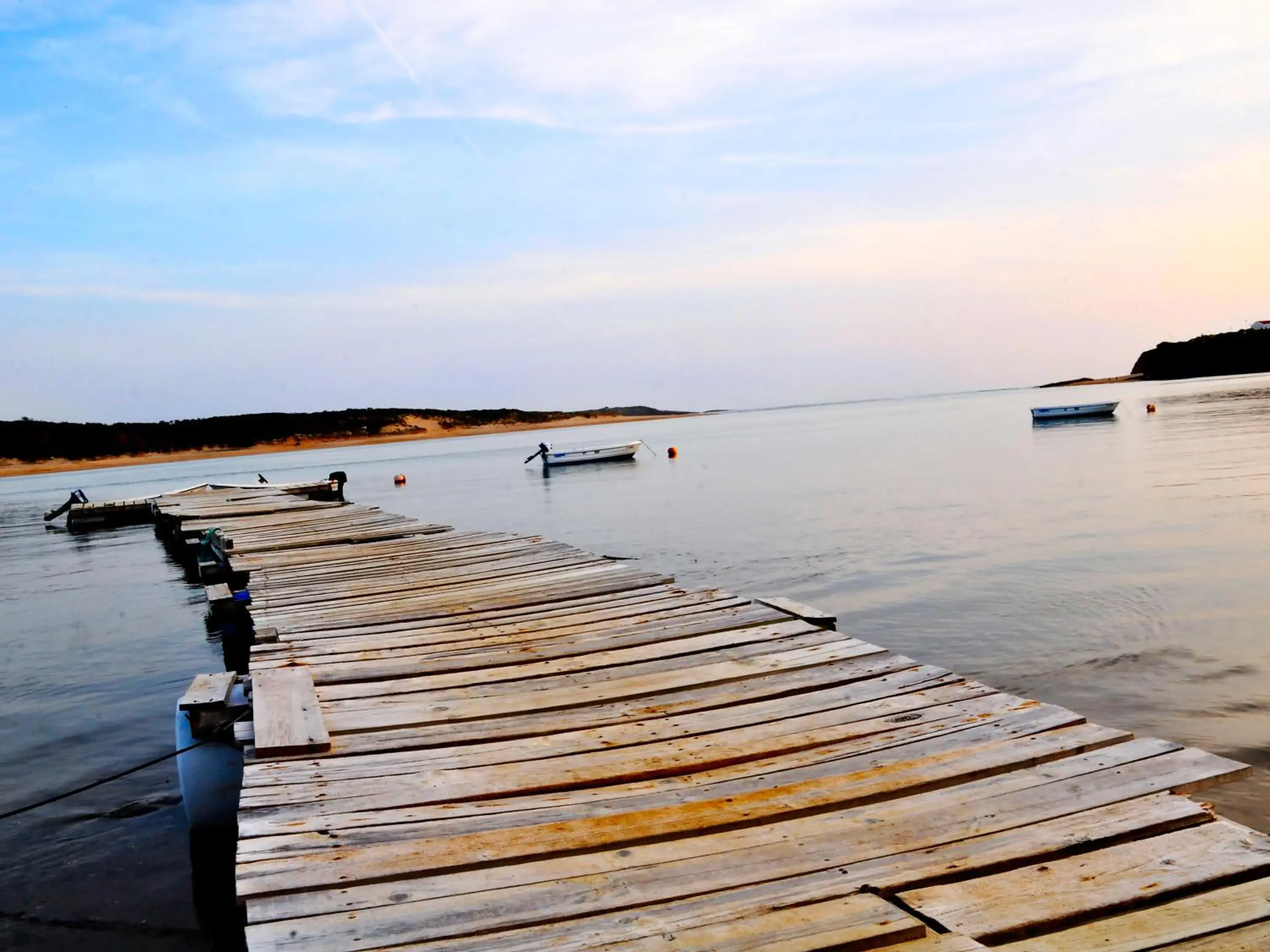 Natural landscape, Beach in Castilho Flats by AC Hospitality Management