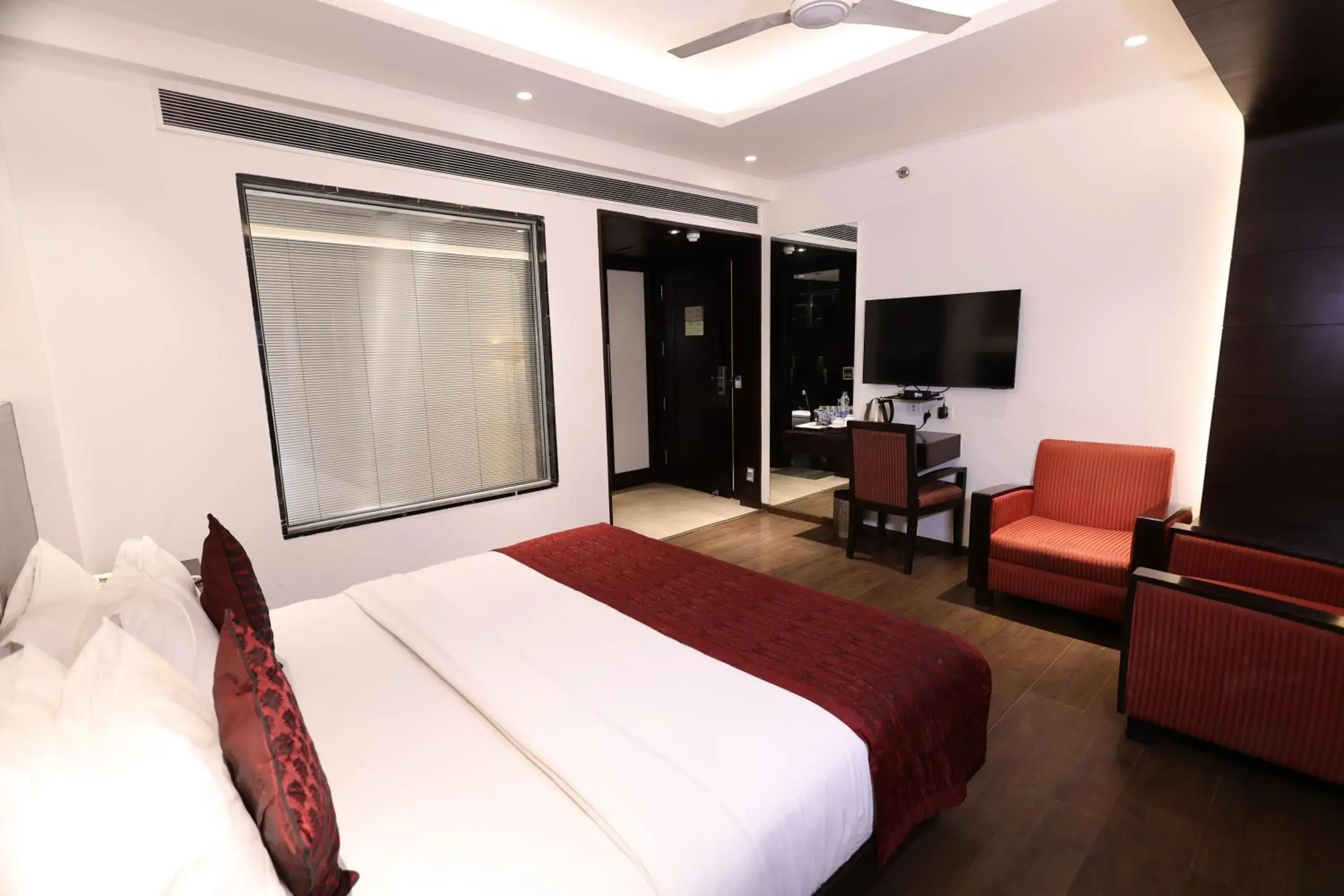 View (from property/room) in Hotel GODWIN DELUXE - New Delhi Railway Station - Paharganj