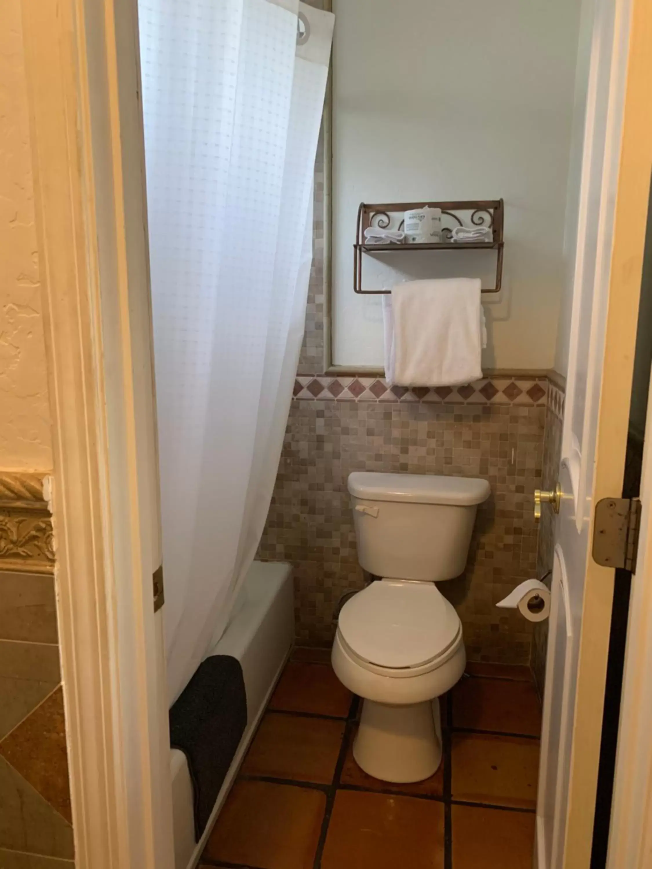 Bathroom in Chantico Inn