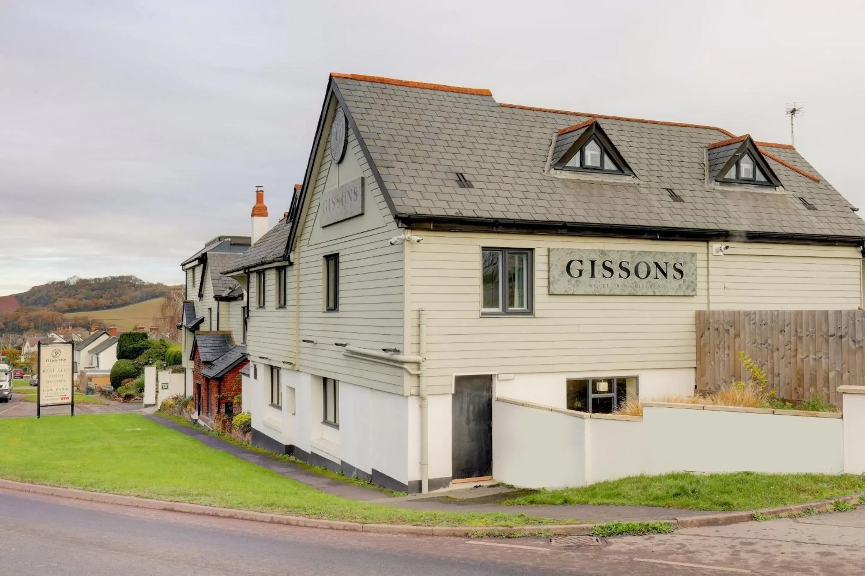 Facade/entrance, Property Building in The Gissons Hotel