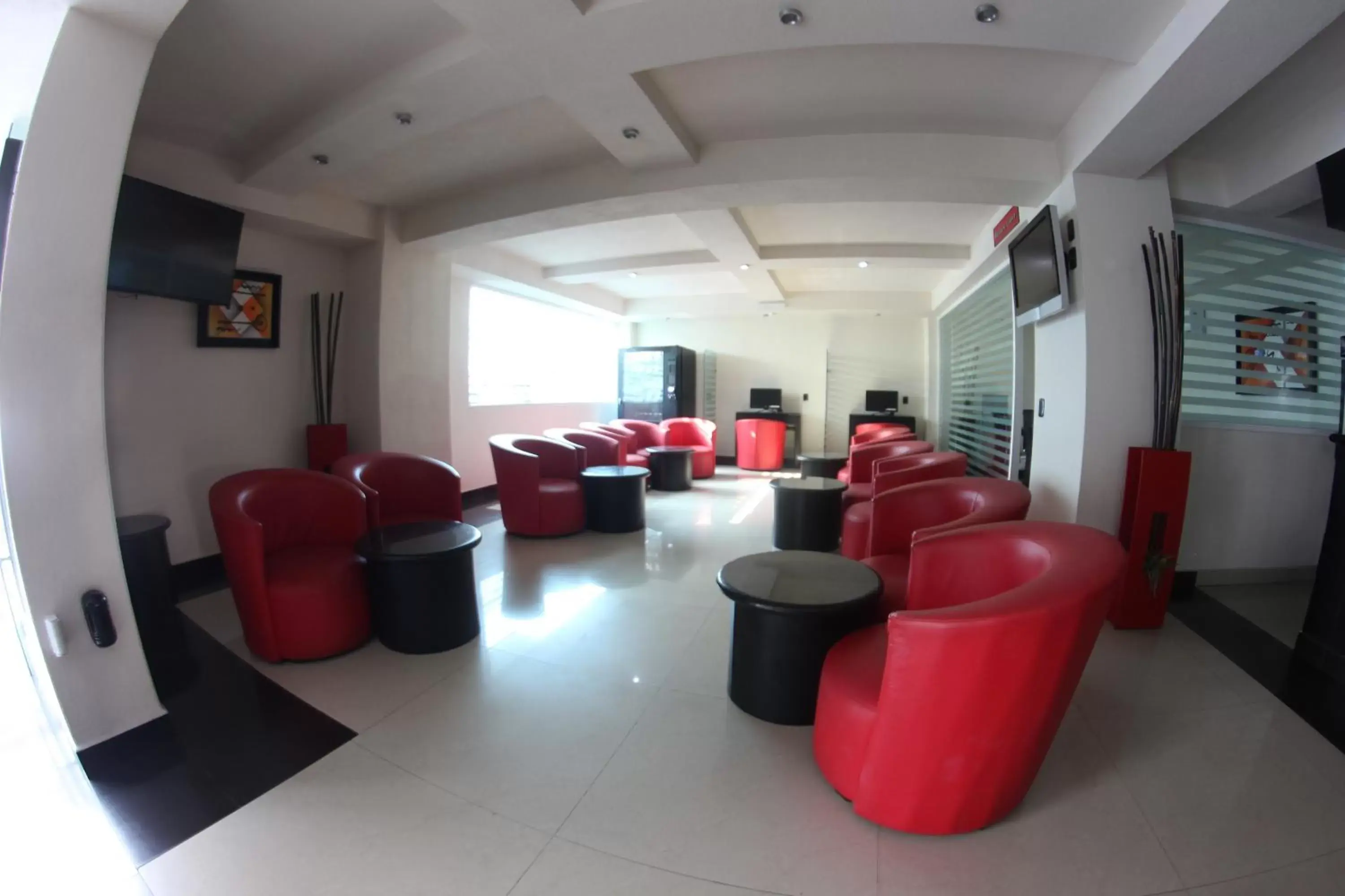 Meeting/conference room, Lounge/Bar in Hotel Portonovo Plaza Malecon