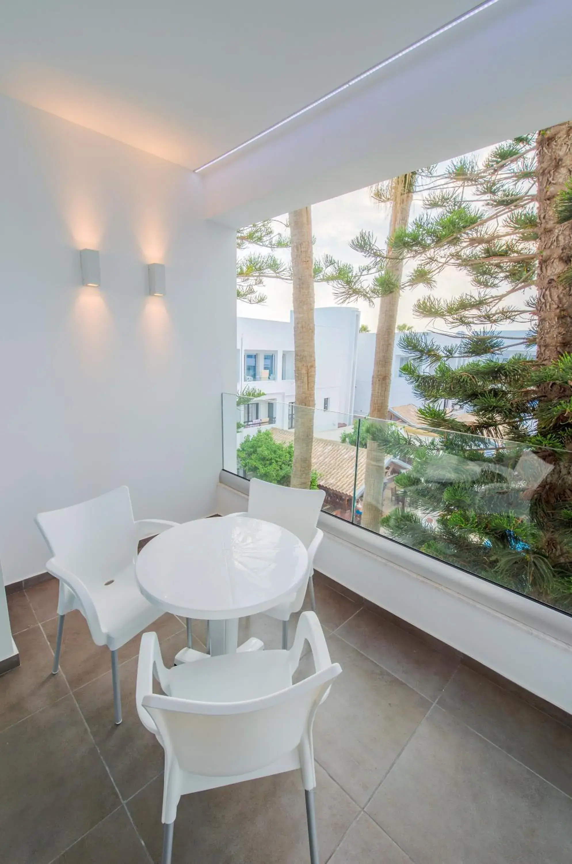 Anthea Hotel Apartments Anthea Hotel Apartments