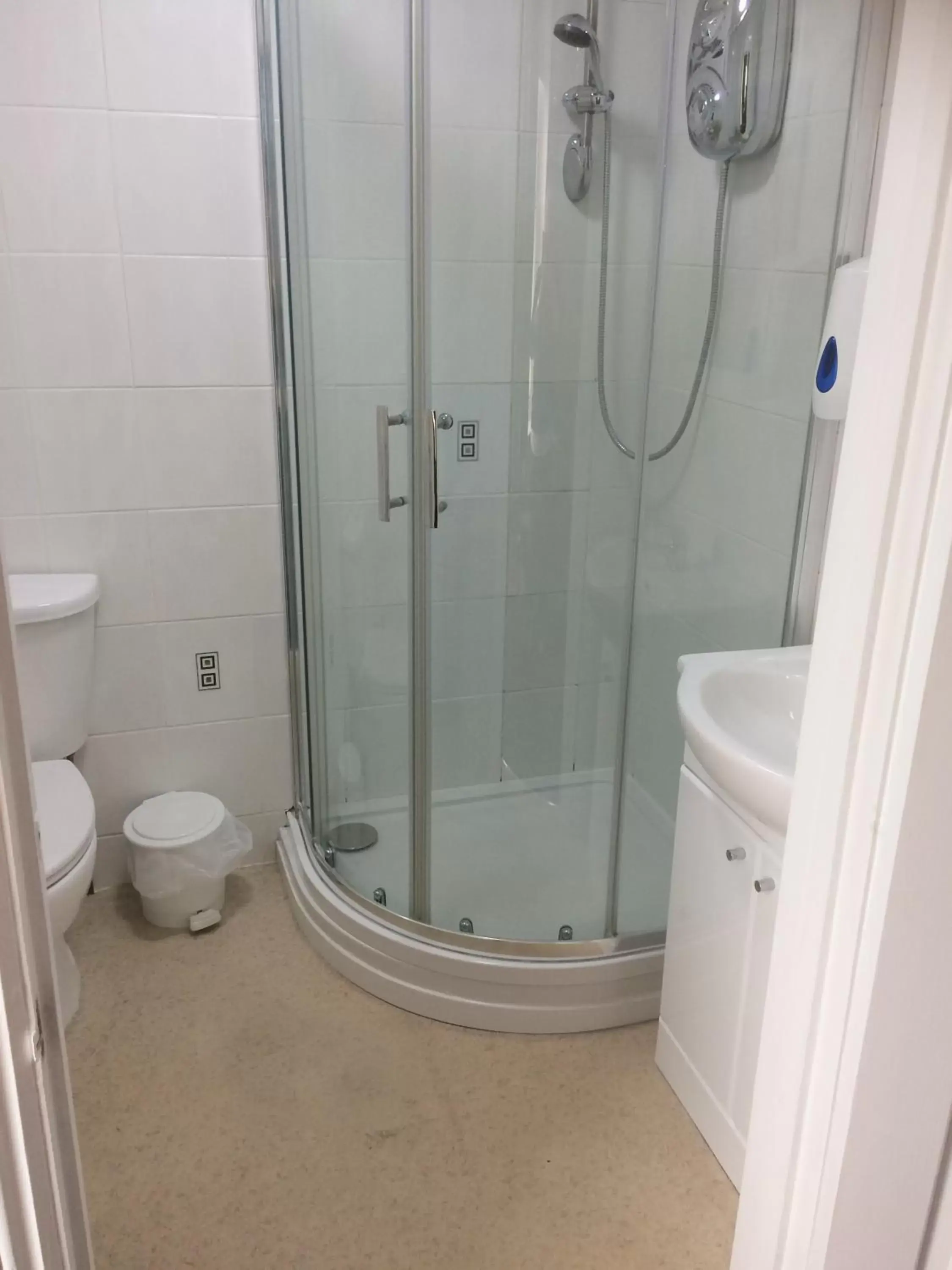 Shower, Bathroom in Royal Temple Yacht Club