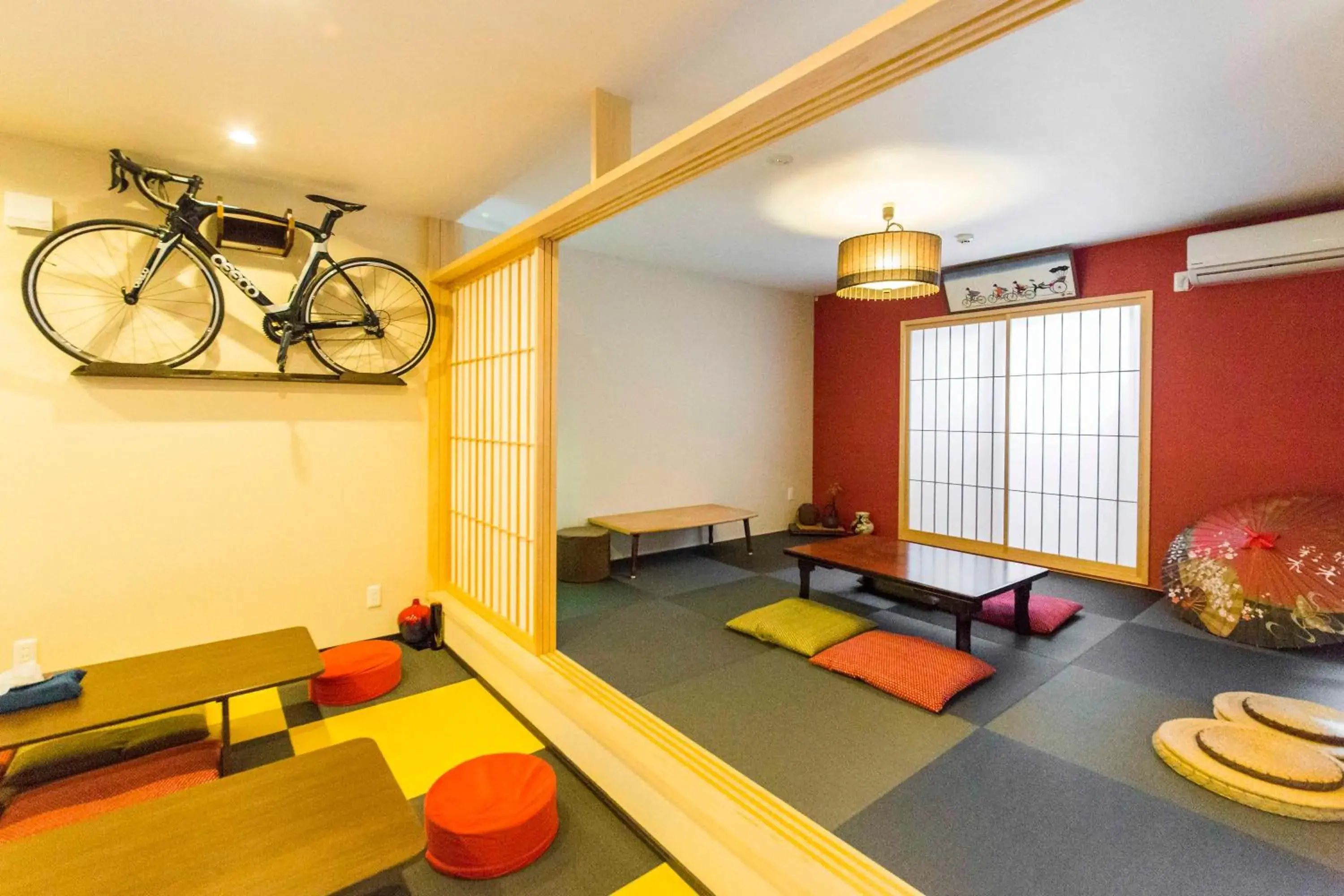 Communal lounge/ TV room in Fujitaya BnB