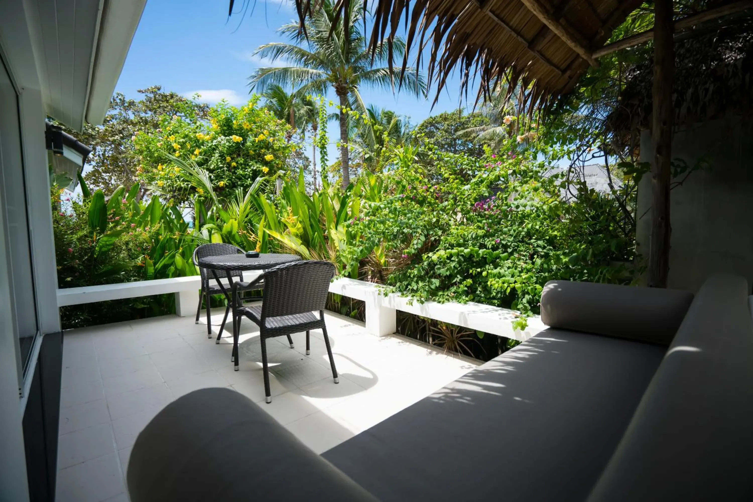 Sea view in King's Garden Resort - SHA Plus Sea view in King's Garden Resort - SHA Plus