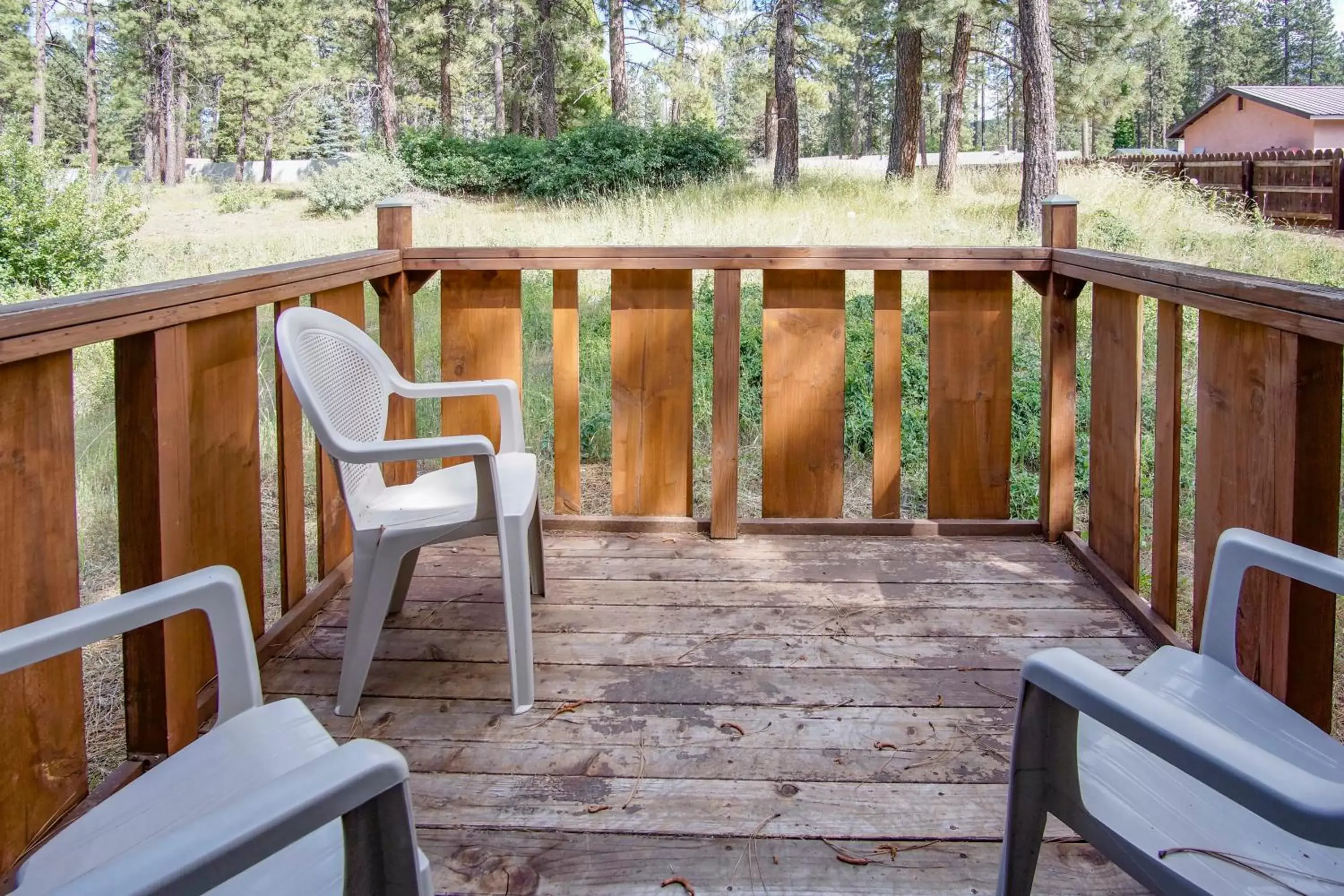 Balcony/Terrace in Green Gables Motel & Suites