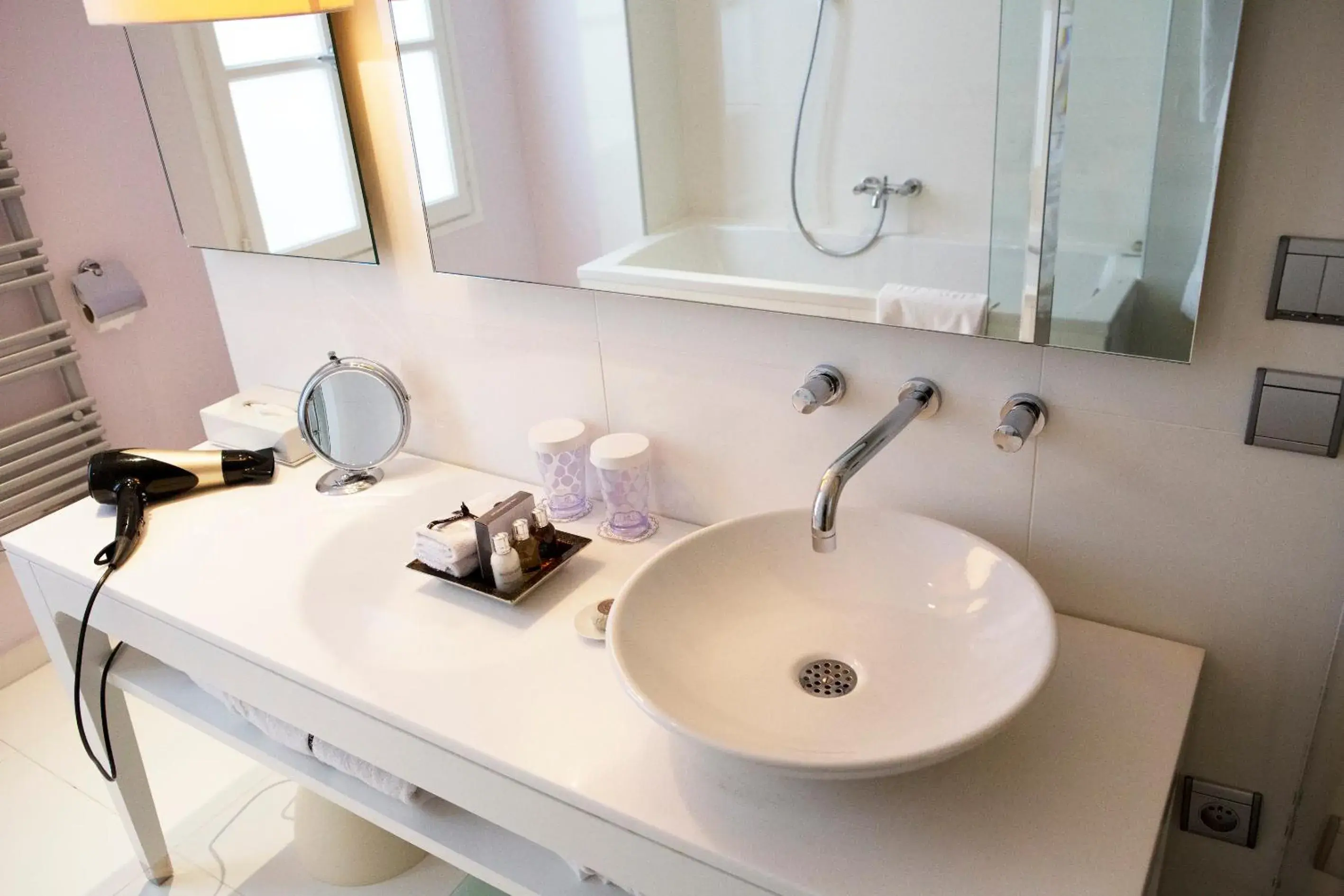 Bathroom in Hotel Le Placide Saint-Germain Des Prés Bathroom in Hotel Le Placide Saint-Germain Des Prés