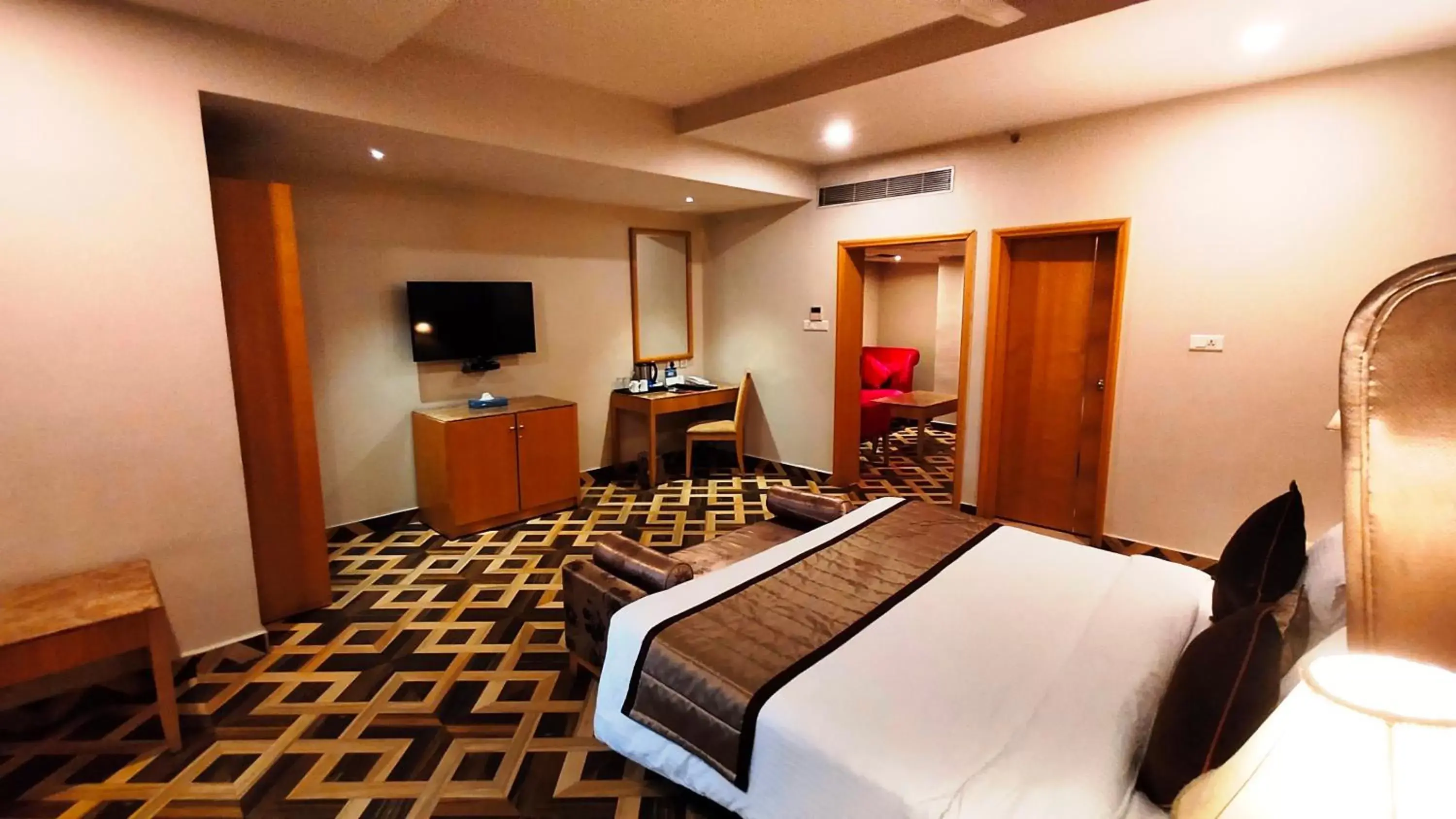 Bed in Best Western Ashoka Bed in Best Western Ashoka