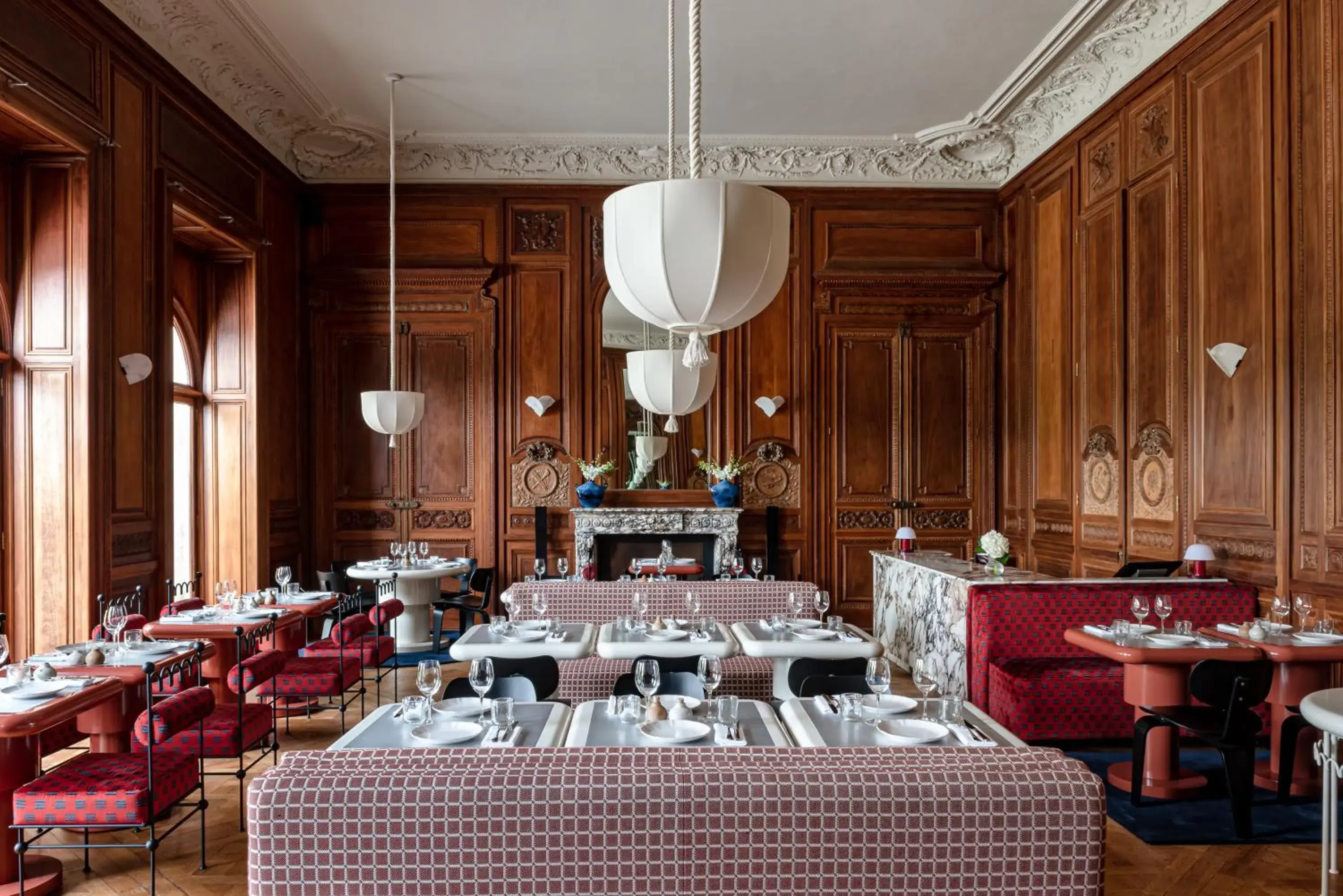 Restaurant/Places to Eat in Cowley Manor Hotel