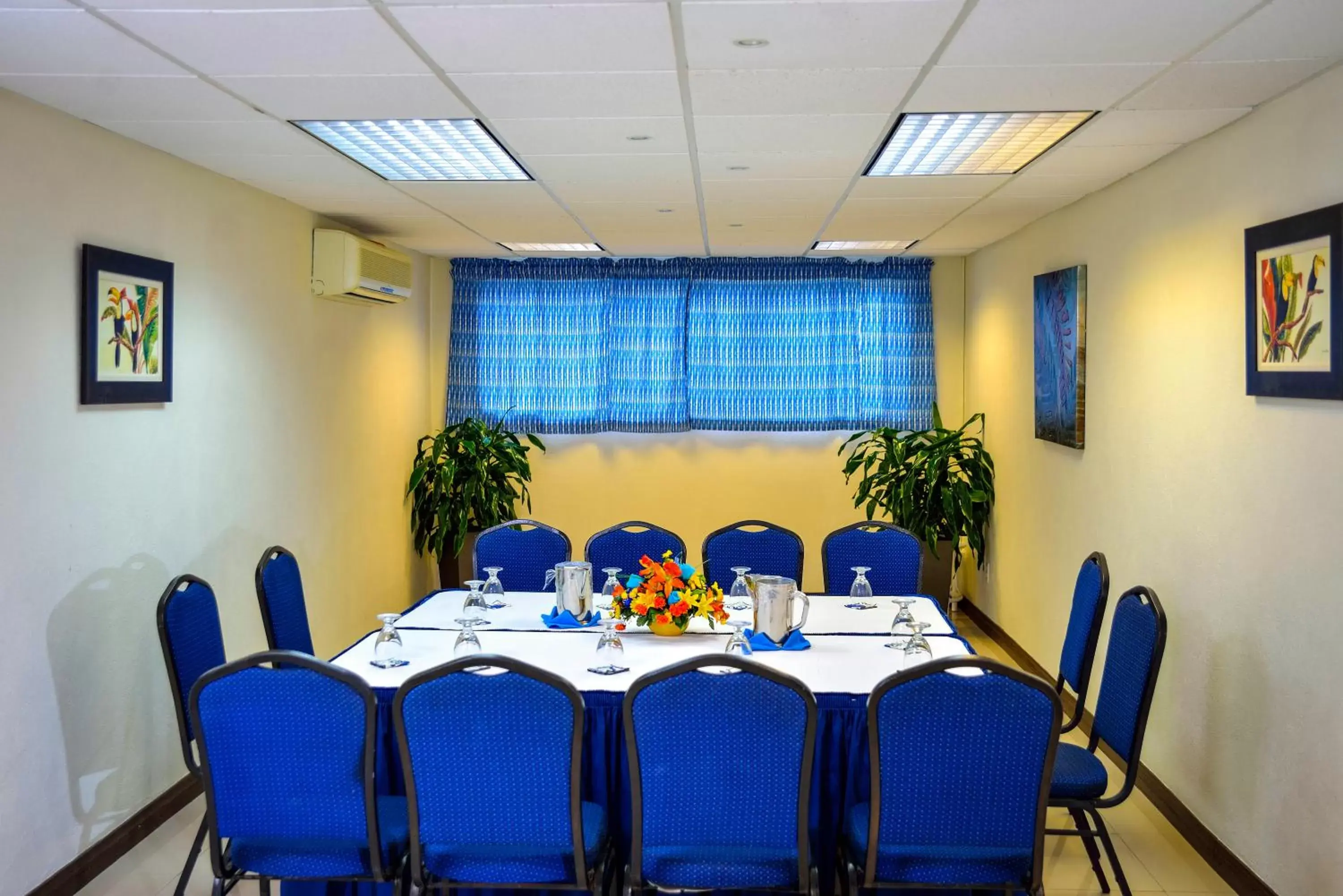 Banquet/Function facilities in Dover Beach Hotel